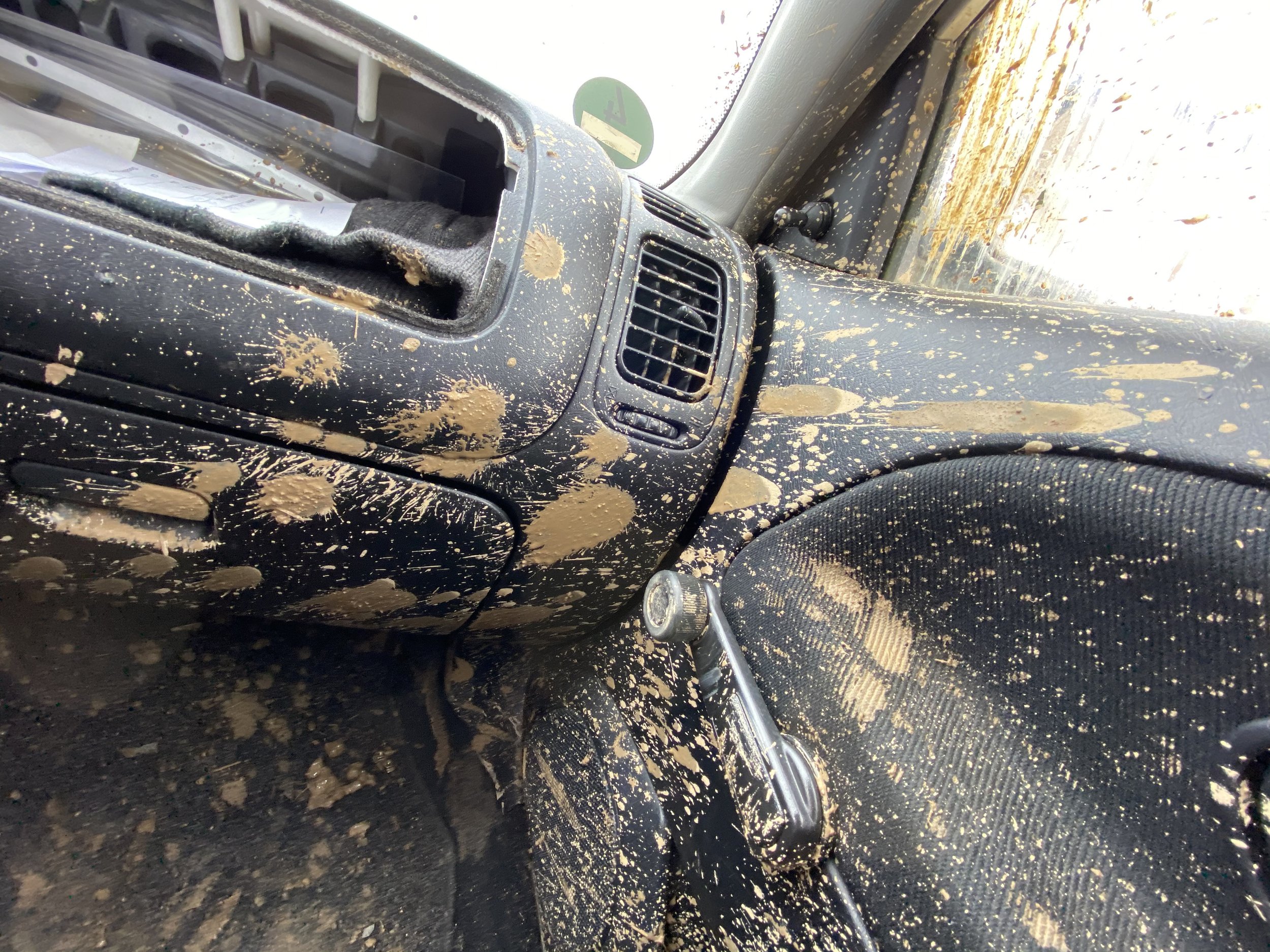 Effect of Mud on Vehicle Carpets & Interior