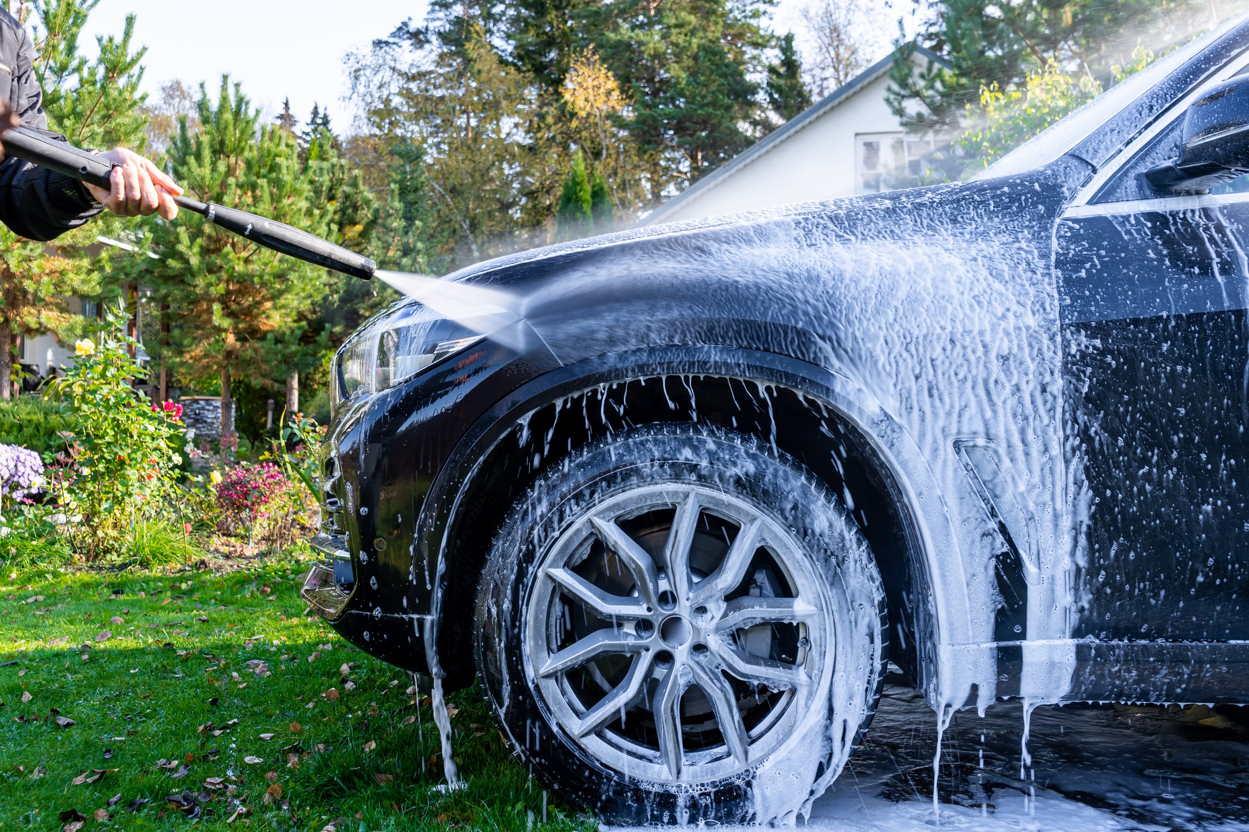 How to Wash Your Car Faster and Save Twice the Time
