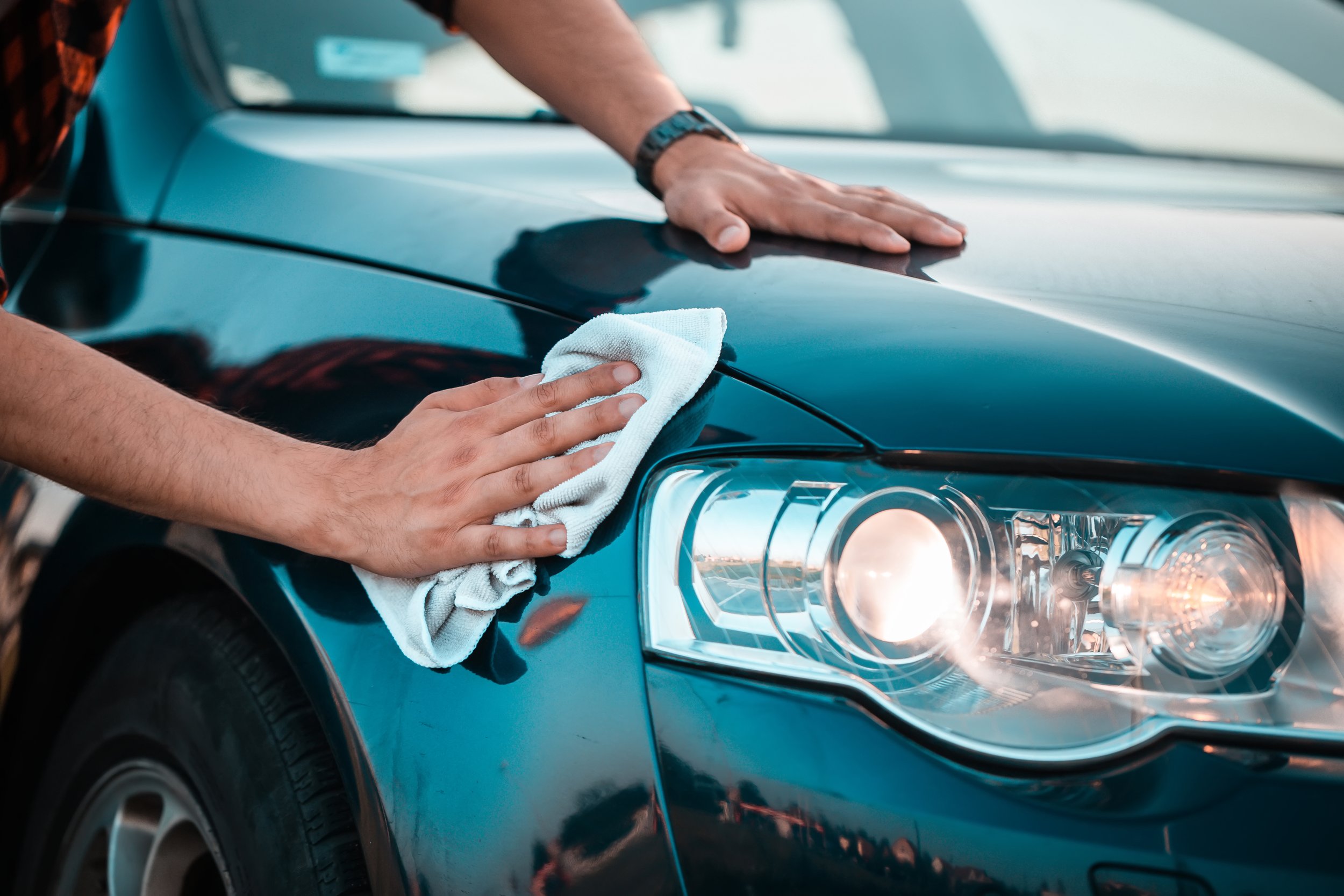 What is a Waterless Car Wash? Everything You Need to Know