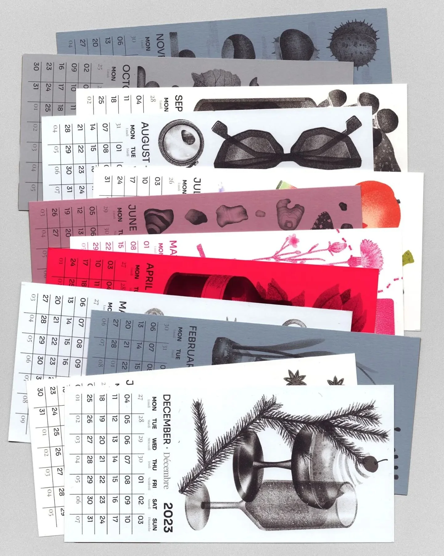 New pictures of what's inside my 2023 calendar !
It's made of 12 individual cards printed on different colored paper. 
It's in English and French and handmade in Luxembourg ! (by myself :) 
#calendar #calendar2023 #calendrier2023 #art prints #color