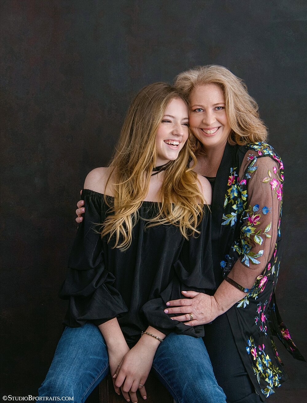 Mother Daughter Same Outfits Posing On Stock Photo 300479018 | Shutterstock