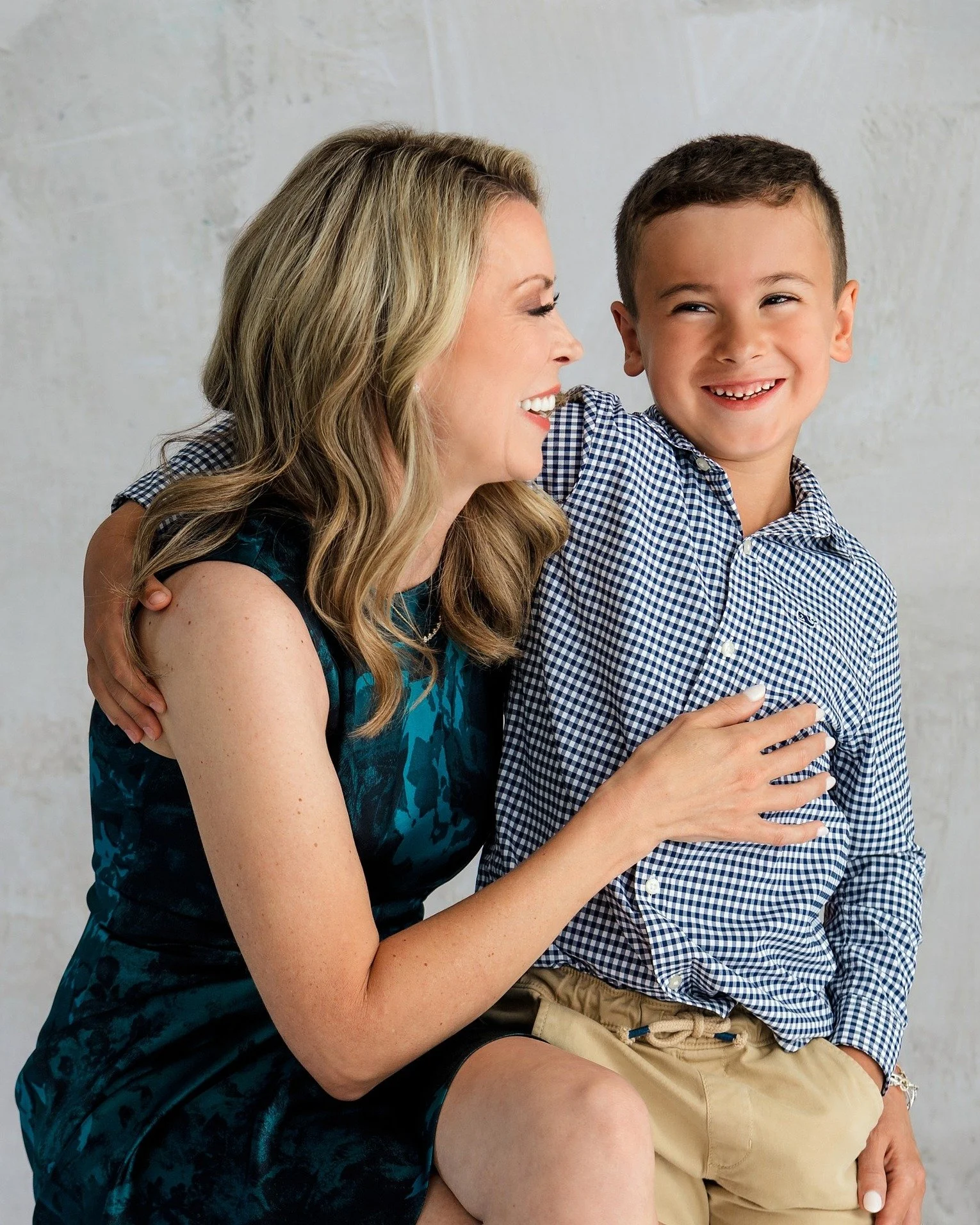 The moments that matter 😍

Link in Bio | K.I.S.S

#studiobfamilies #youonyourbestday #issaquahphotographer #bellevuephotographer #medinaphotographer #sammamishphotographer #seattlephotographer