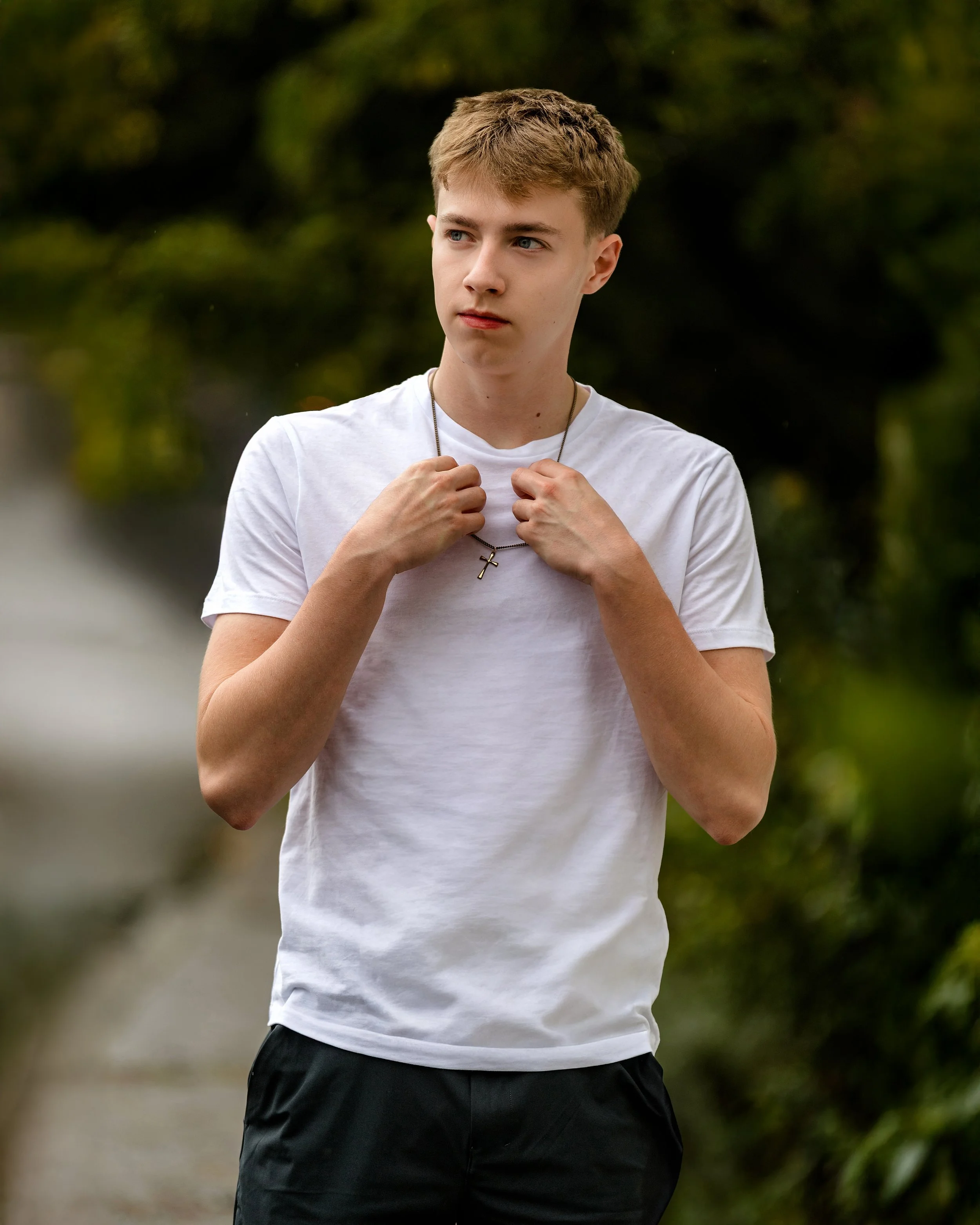 Timeless Senior Picture Style for Guys: The Details That Matter