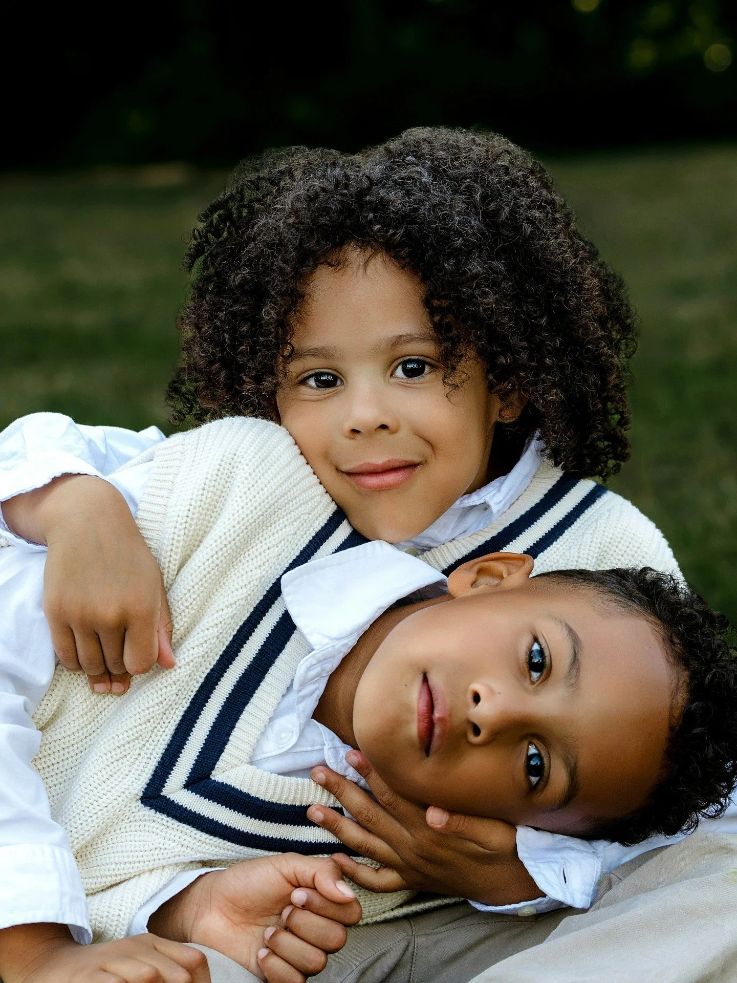 Because every mama deserves to have these moments with her babies 🤍 

Our Mother's Day luxury gift certificates come in chic, ready to gift packaging - link in bio!

#studiobportraits #studiobfamilies #issaquahphotographer #bellevuephotographer #mot