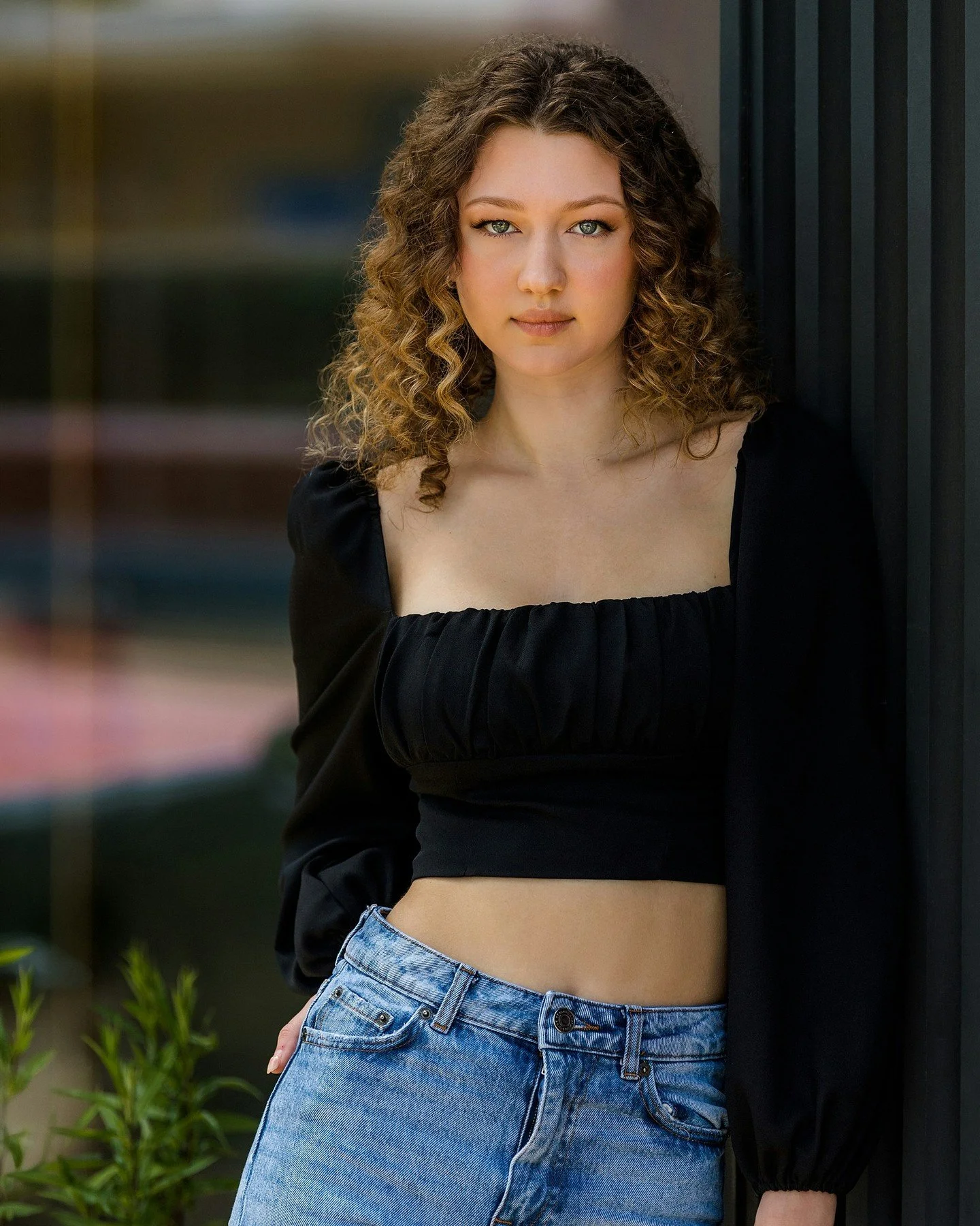 Save this for future inspo if you've been dreaming of fierce, editorial vibes for your senior pictures ✨

#studiobportraits #seniorpictures #issaquahphotographer #bellevuephotographer #seattlephotographer