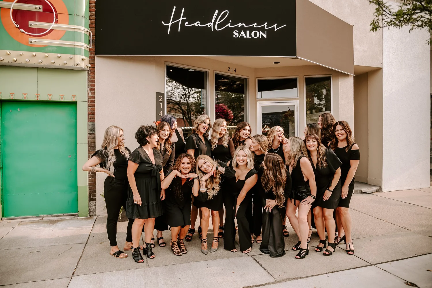 Headliners Salon in Mt. Pleasant, MI