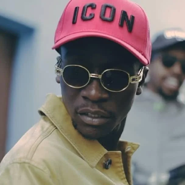 Scar Mkadinali Drops A 10 Track Album