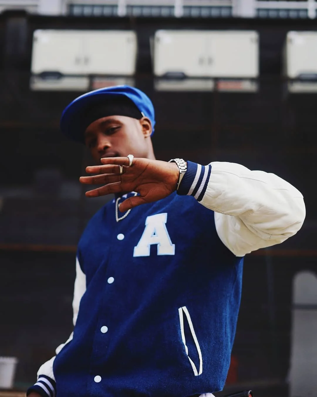 Buruklyn Boyz’s Mr. Right Brings Hip Hop Fashion to New Video “Ach Her Back”