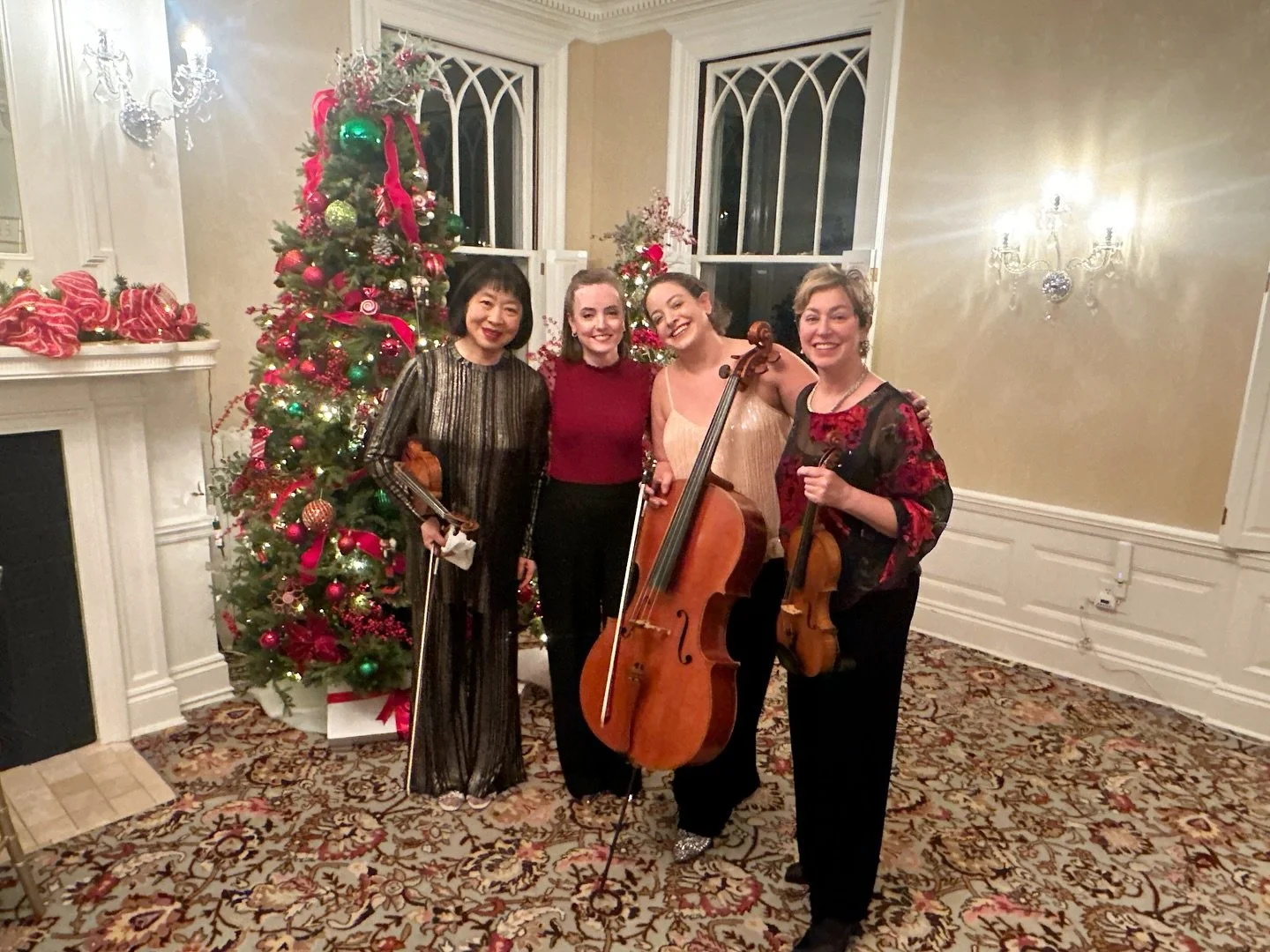 Happiest holidays from the CSQ and two of our very festive mascots! This is a photo from after the quartet&rsquo;s last December concert this year, at the gorgeous Lounsbury House in Ridgefield, Connecticut &mdash; we loved playing on their new serie