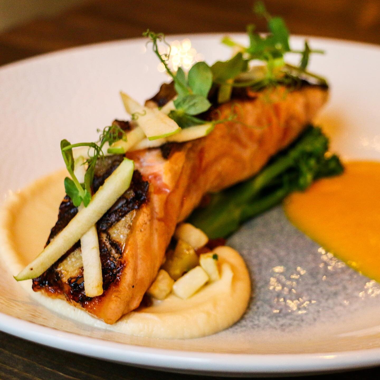 Chestnuts may be famous for roasting on an open fire, but we think they taste even better with salmon.

We serve our @orakingsalmon with garnishes of chestnut, celery root pur&eacute;e, broccolini, and squash emulsion.

#boston #bostonfoodies #boston