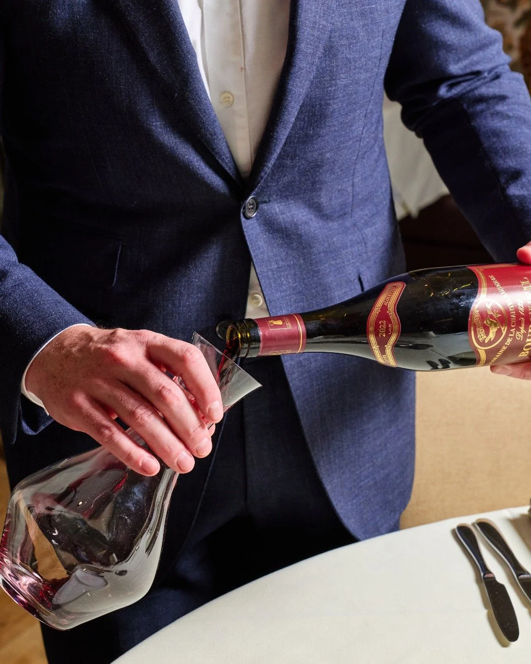 Our wine list is calling&hellip; let our sommeliers help you find your perfect pour. We'll see you soon.

📸 @briansamuelsphotography