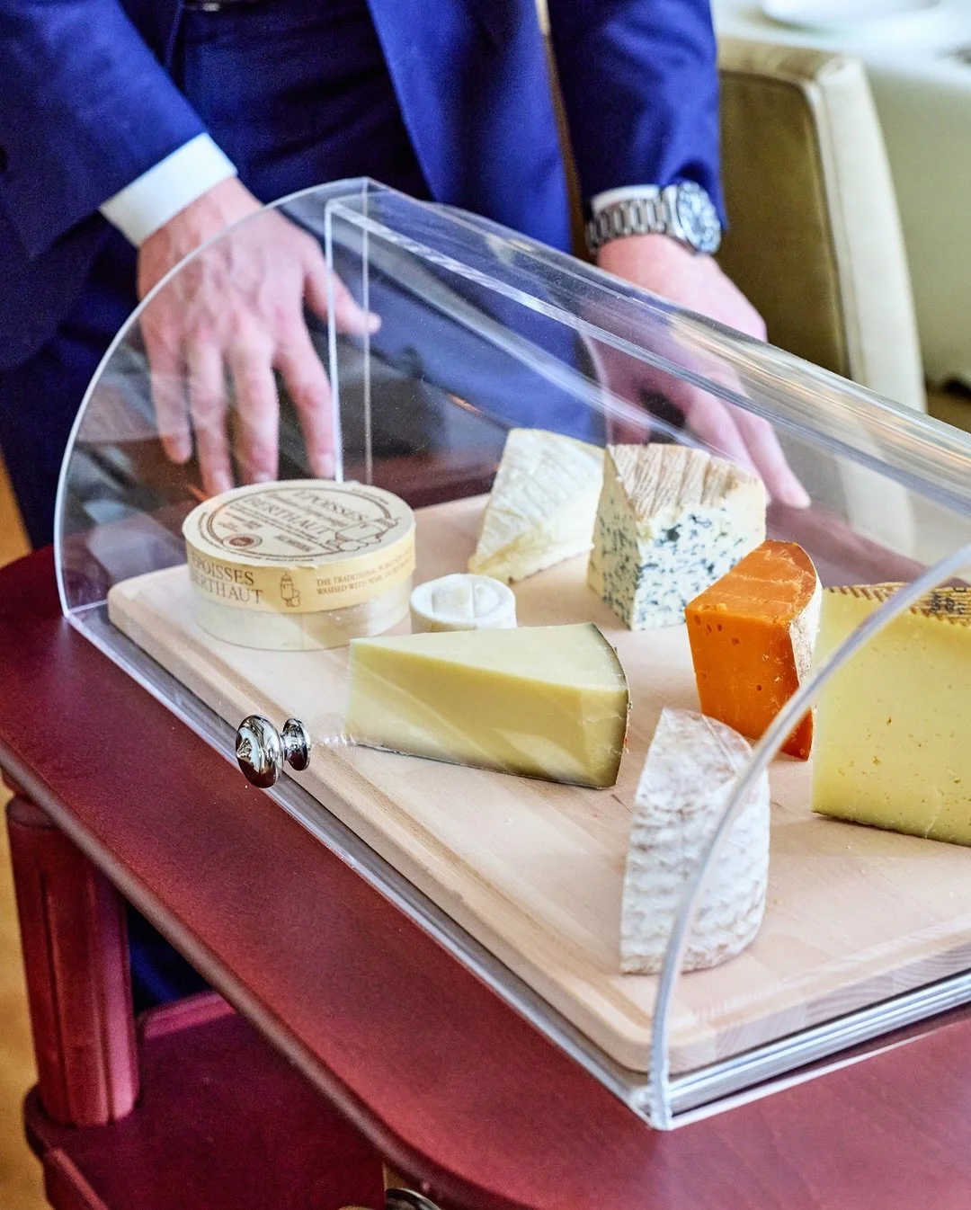 Complete your meal with our curated cheese selection, crafted to delight every palate.

📸 @briansamuelsphotography