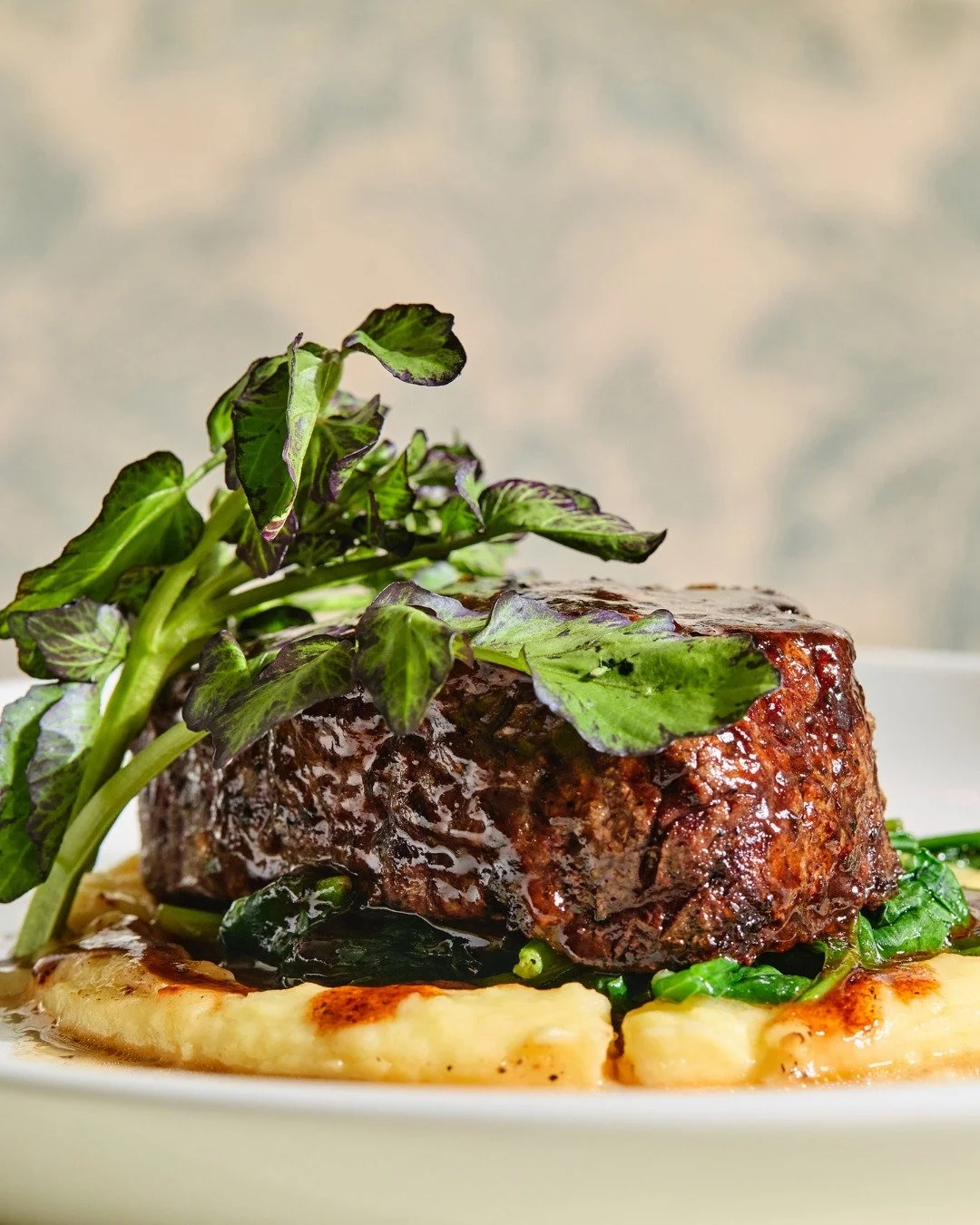 Dinner is calling...

📸 @briansamuelsphotography