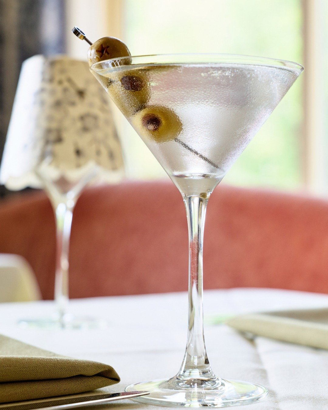 We'll be open at 5pm for dinner &amp; bar service❄️ Swing by &amp; warm up!

📸 @briansamuelsphotography