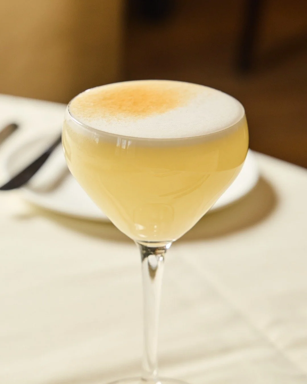 A toast to the weekend: Poire Fum&eacute;e with mezcal, green chartreuse, pear &amp; lime.

📸 @briansamuelsphotography