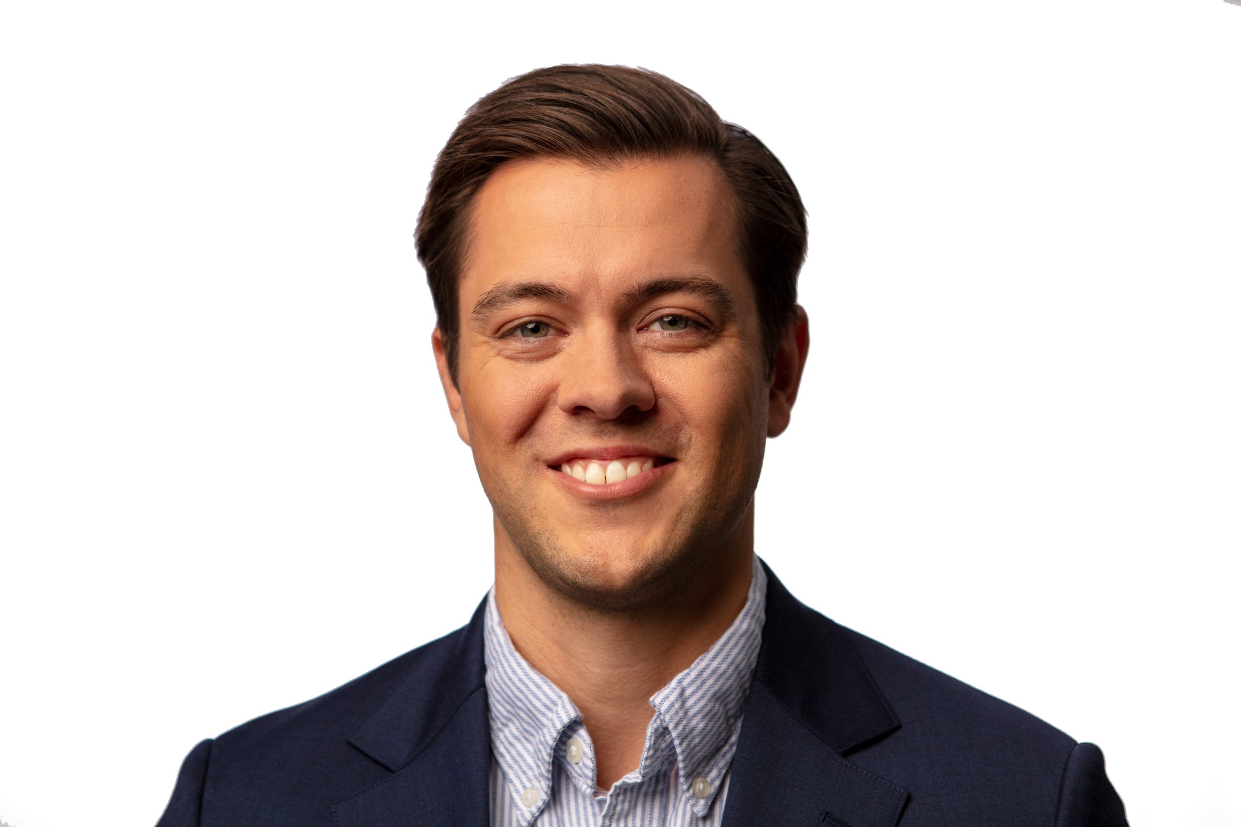 WealthCreativeTomrenBackdropHeadshots-3.jpg