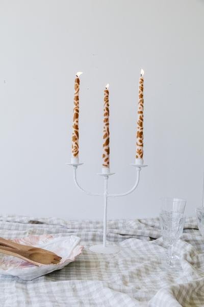 DIY_Wax_Sheet_Decorated_Candles_Smor_Kitchen_Jaharn_Quinn_17_of_37_a111b680-aa21-42b1-9099-c95ab10474f5_600x600.jpeg