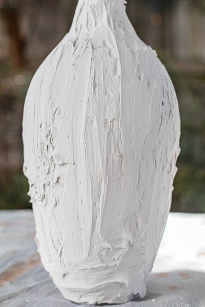 DIY-Textured-Vase-Using-Joint-Compound-_2-of-5_600x600.jpeg