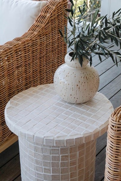 DIY-Tiled-Side-Table_Jaharn-Quinn-Smor-Kitchen-_10-of-11_600x600.jpeg