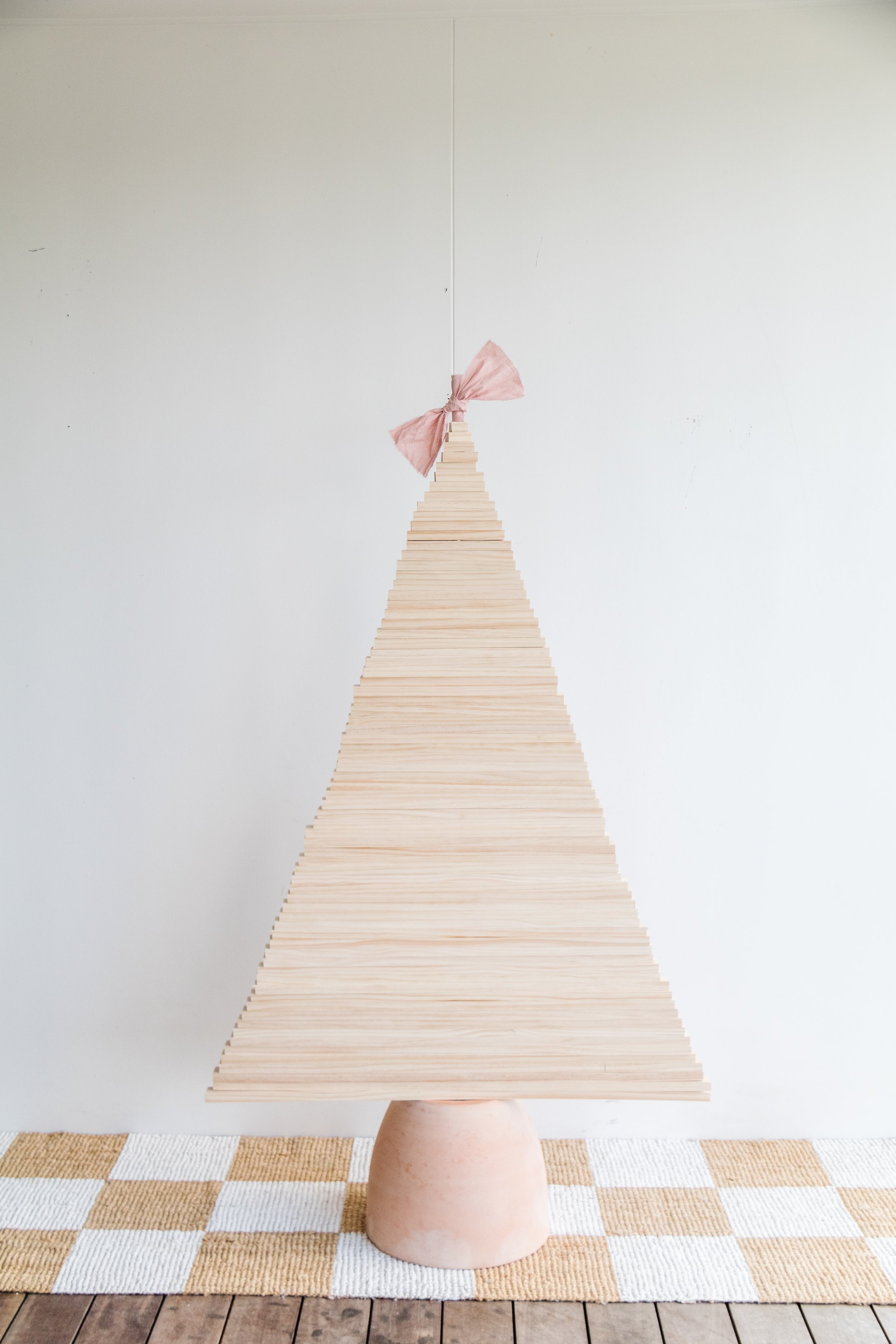 DIY Wooden Christmas tree Smor Home (1 of 1).jpg