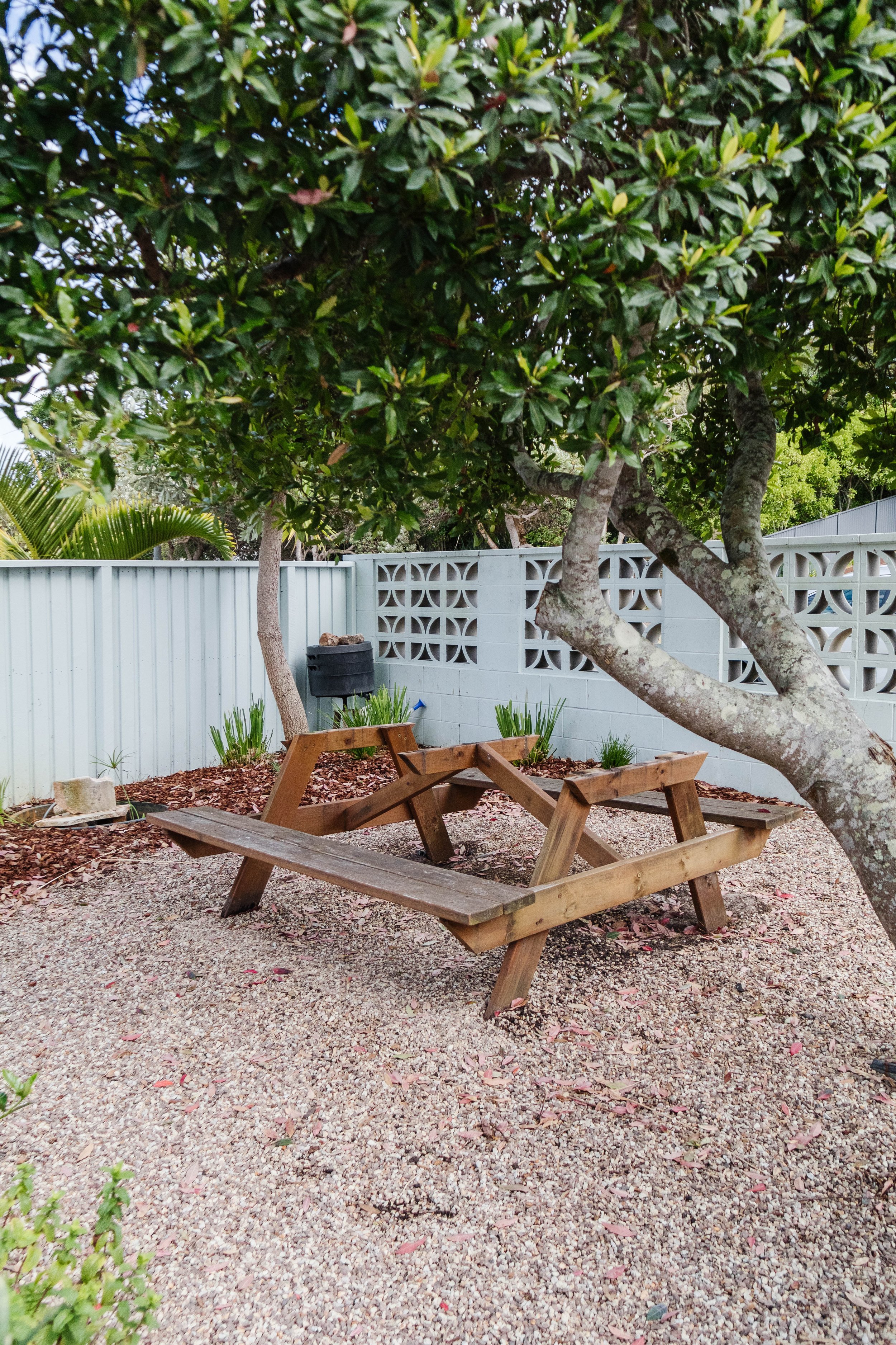 How-To-Tile-An-Outdoor-Table-(1-of-1).jpg