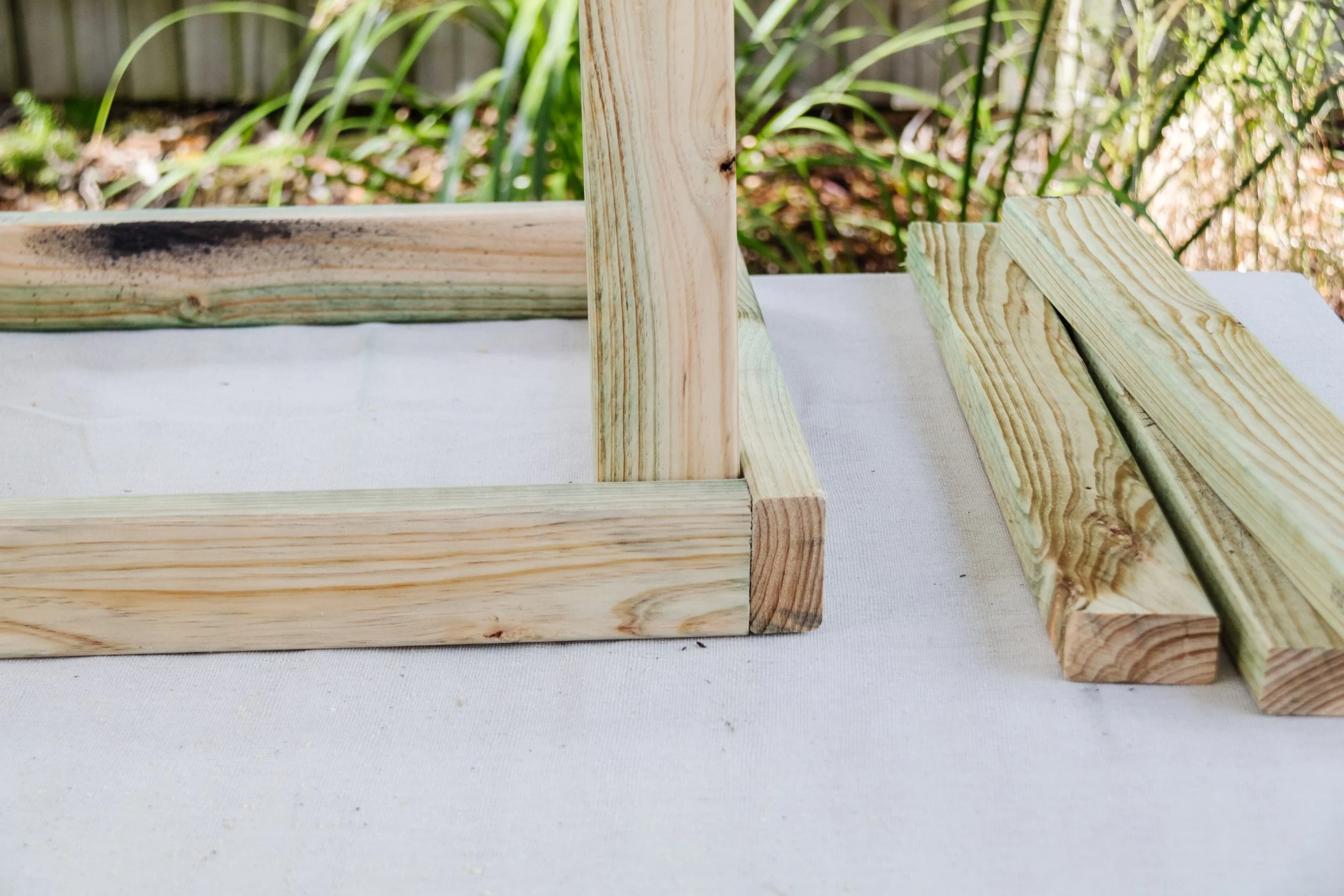 How To Build Planter Boxes with Ekodeck! — Smor Home