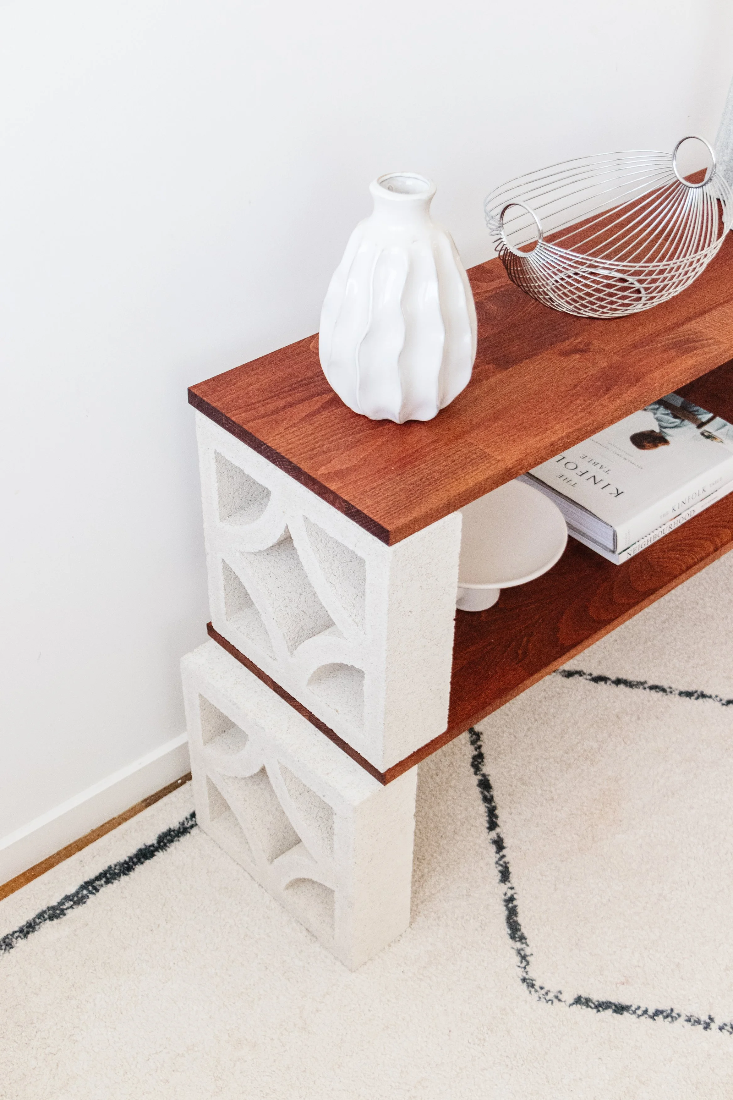 Shelf Support Blocks Build Bookshelves Using Cinder Blocks How To Build A Bookshelf B+C