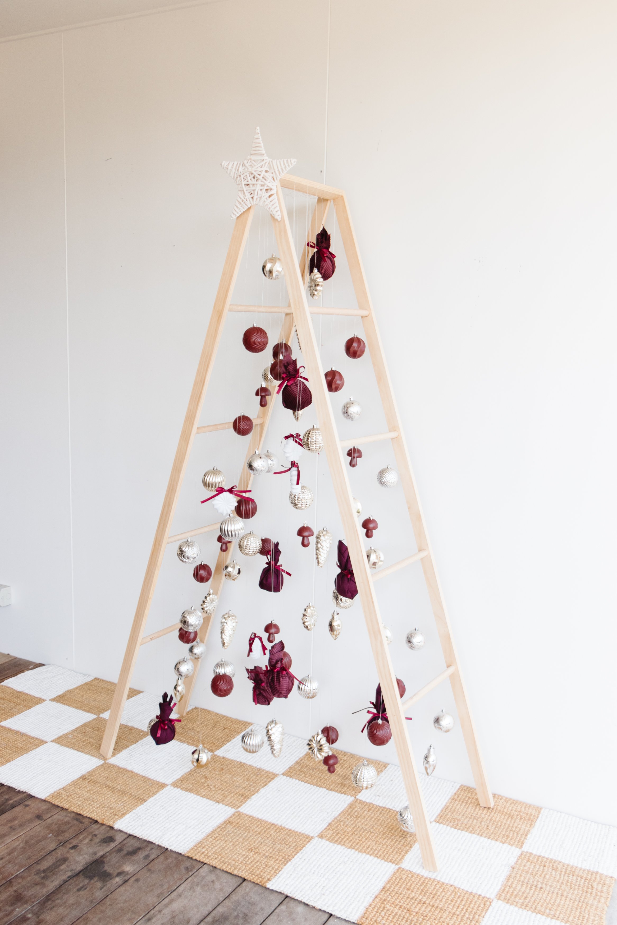 DIY Ladder Christmas Tree (105 of 121).jpg
