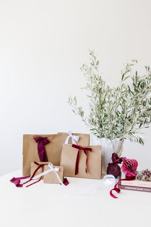 DIY Ribbon Bow for Gift Box  How to tie a Ribbon for Gift Wrap