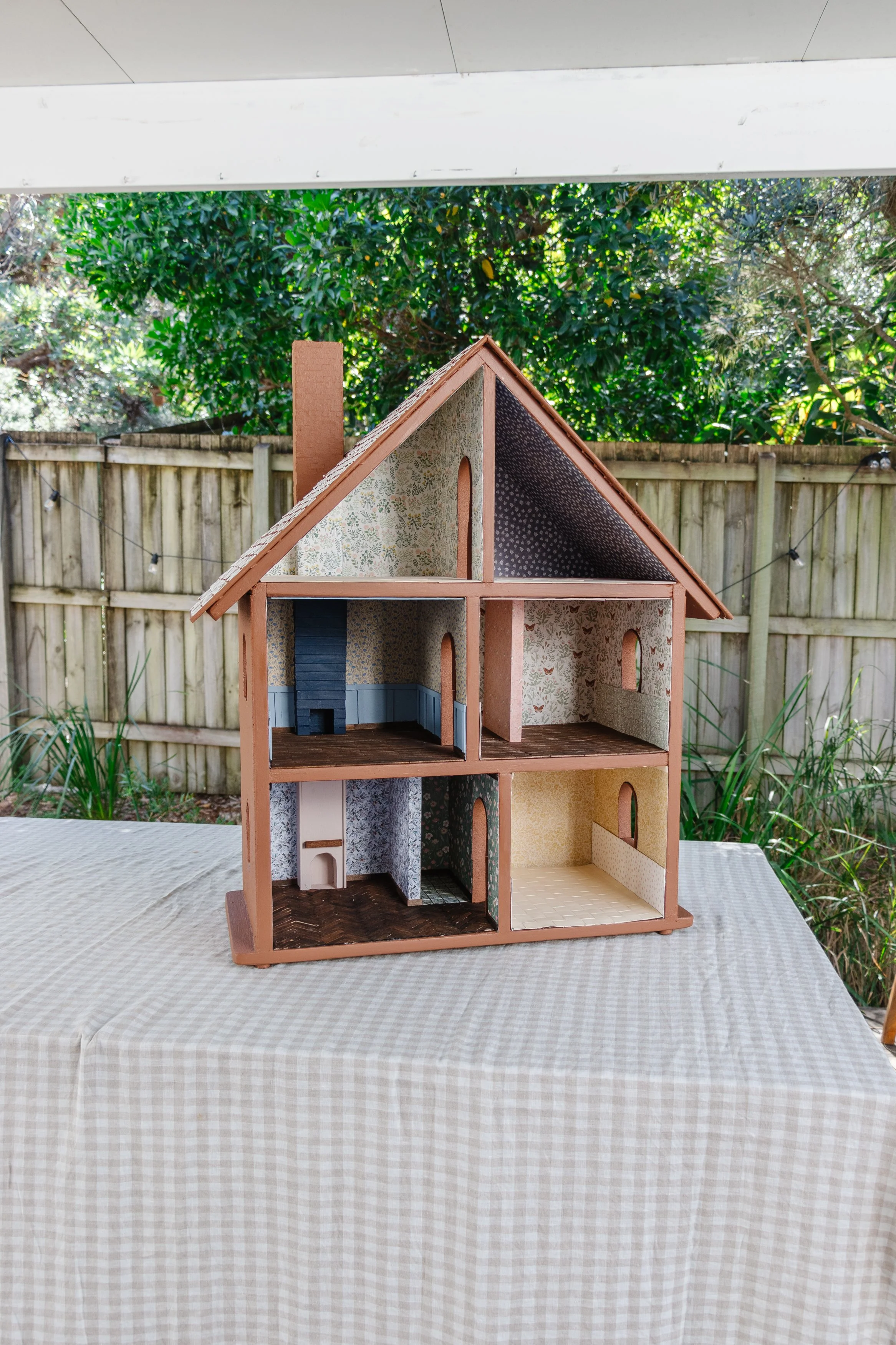 Gingerbread Dollhouse Renovation Part 3 | Walls, Floors & Ceilings — Jaharn
