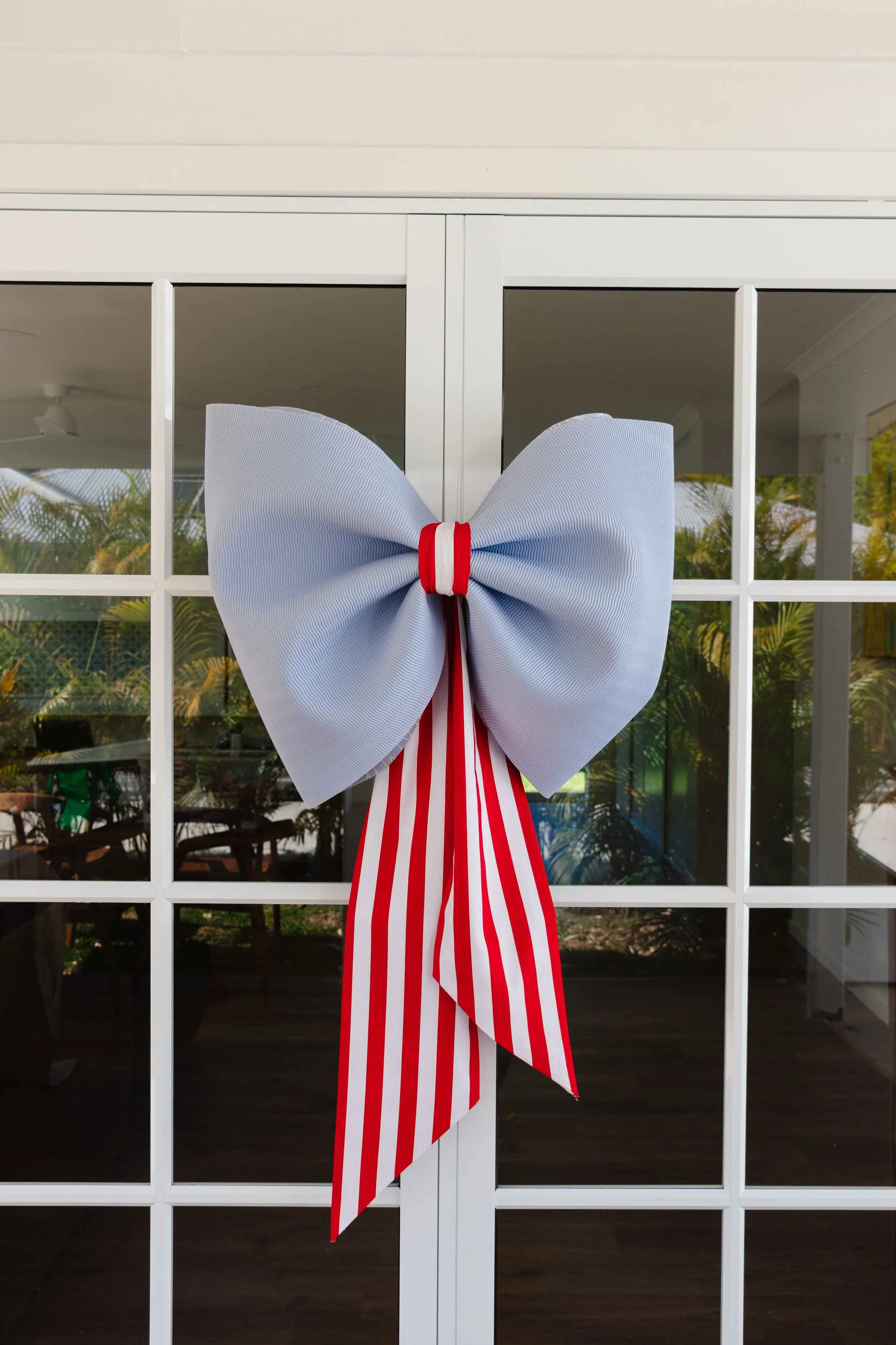 How To Make A Giant Bow_Christmas Tree Topper (5 of 10).jpg