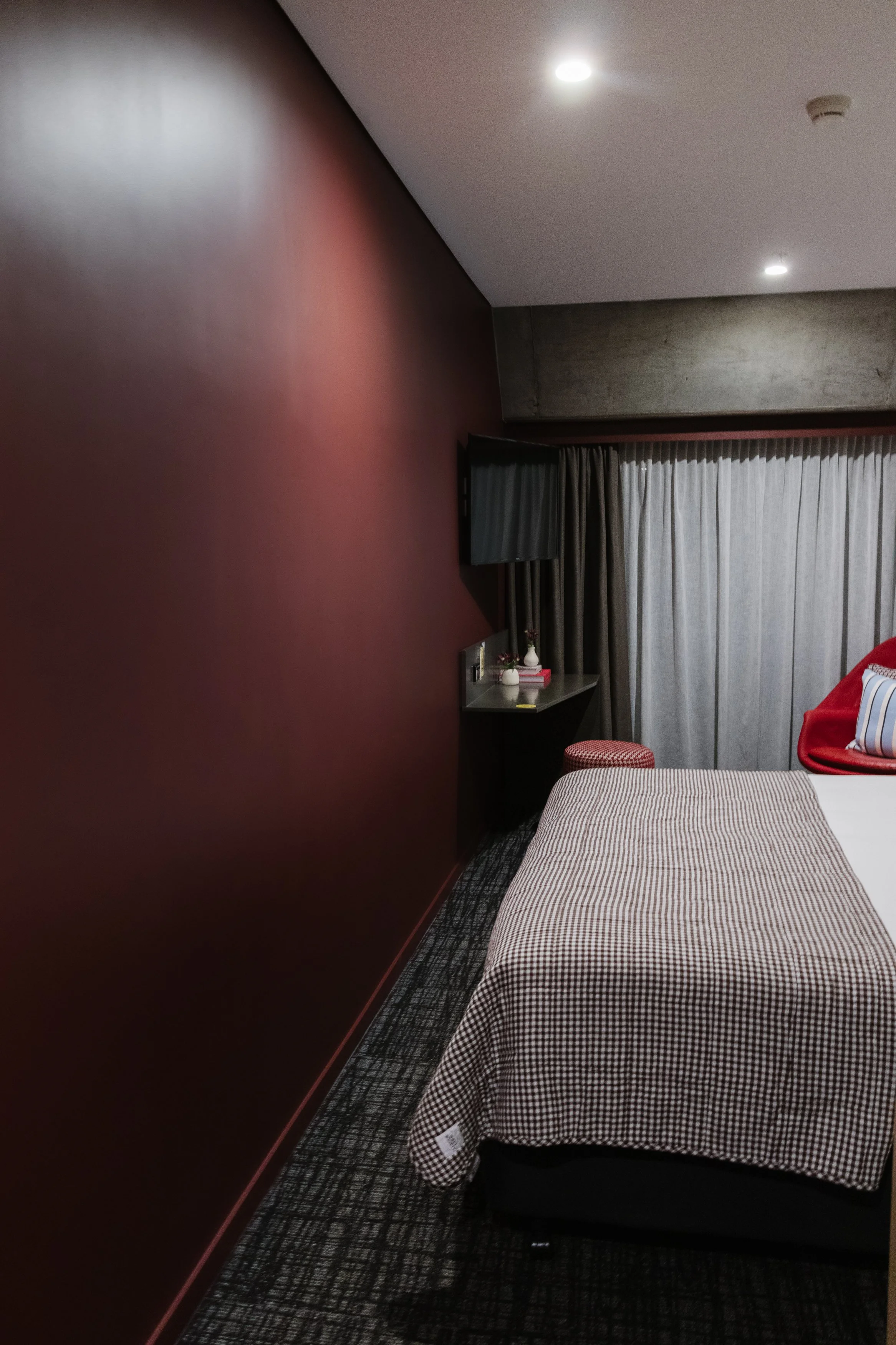 Song Hotel x Jaharn Quinn (42 of 140).jpg