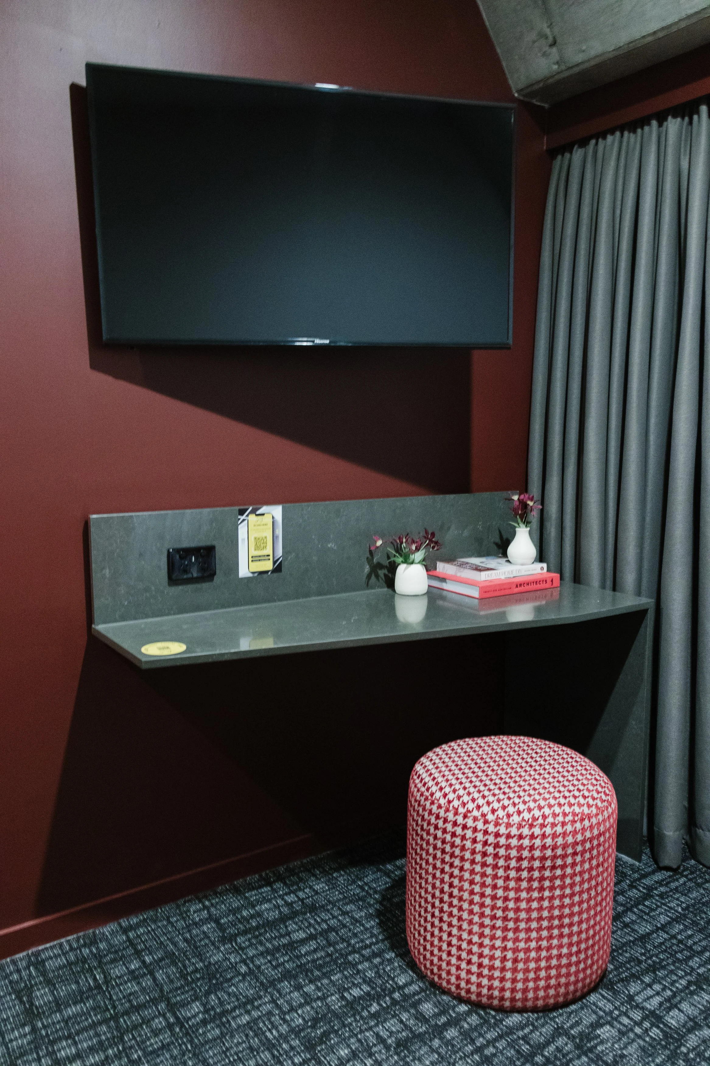 Song Hotel x Jaharn Quinn (53 of 140).jpg