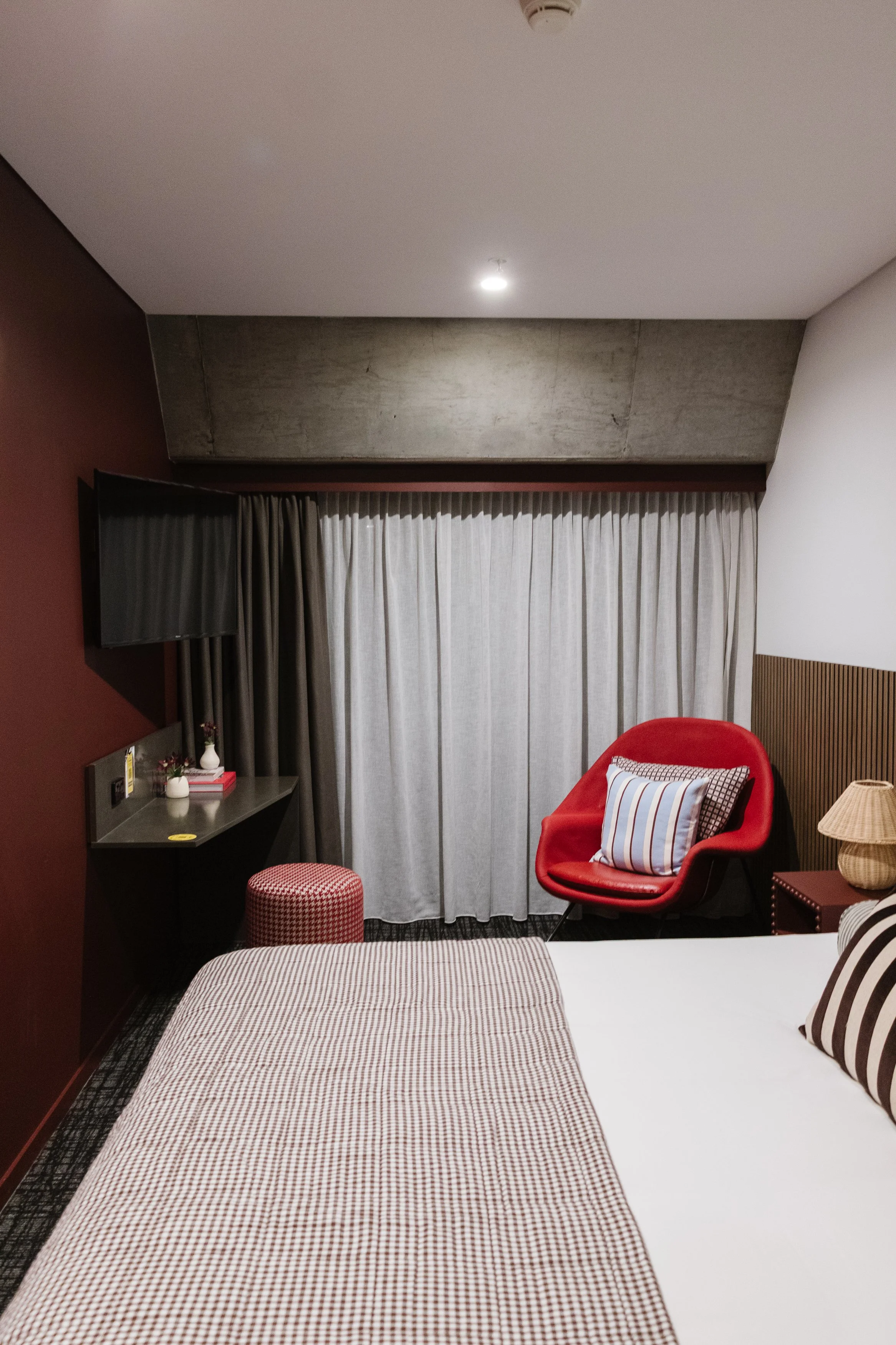 Song Hotel x Jaharn Quinn (105 of 140).jpg