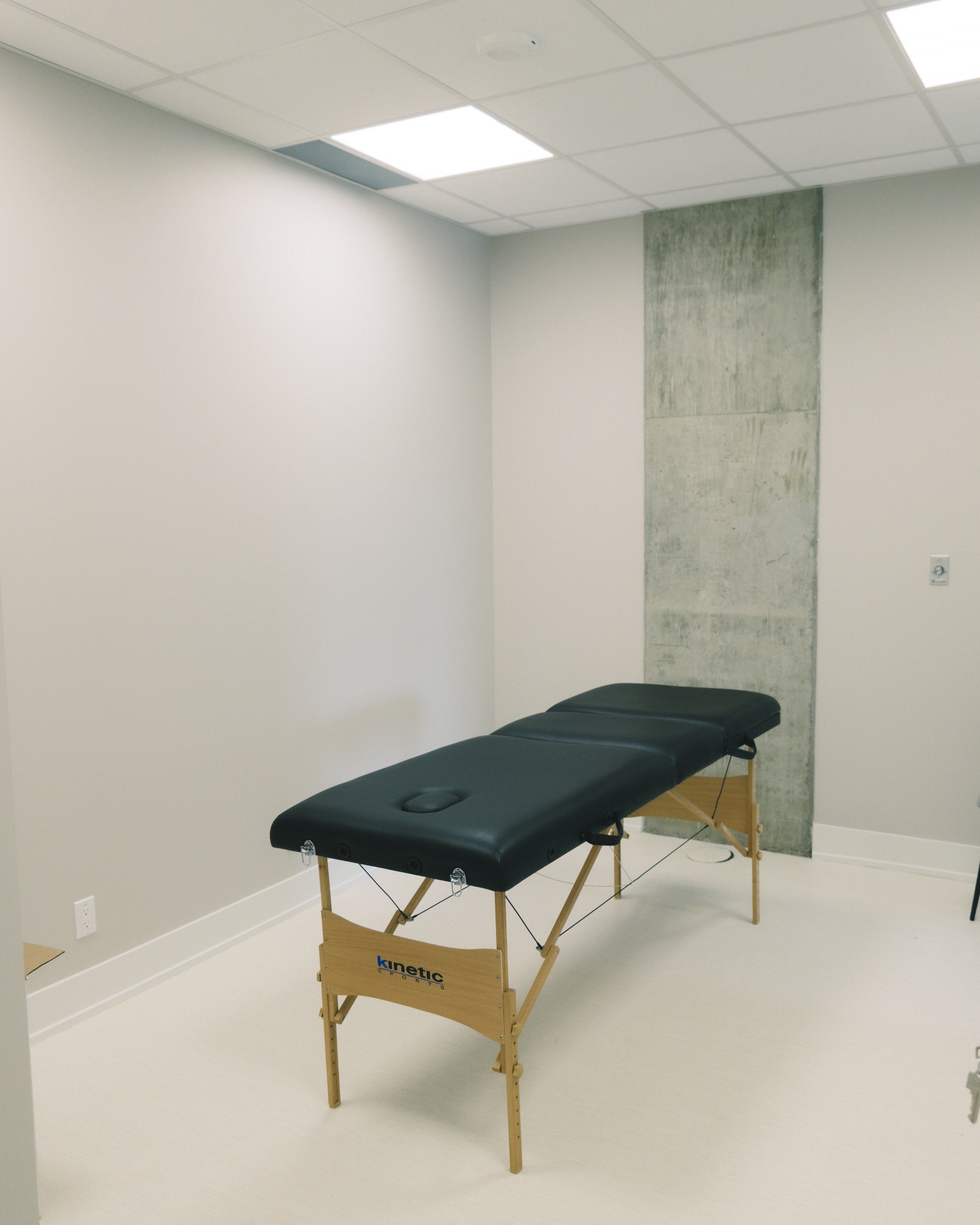 ADE-CLINIQUE-1.jpg