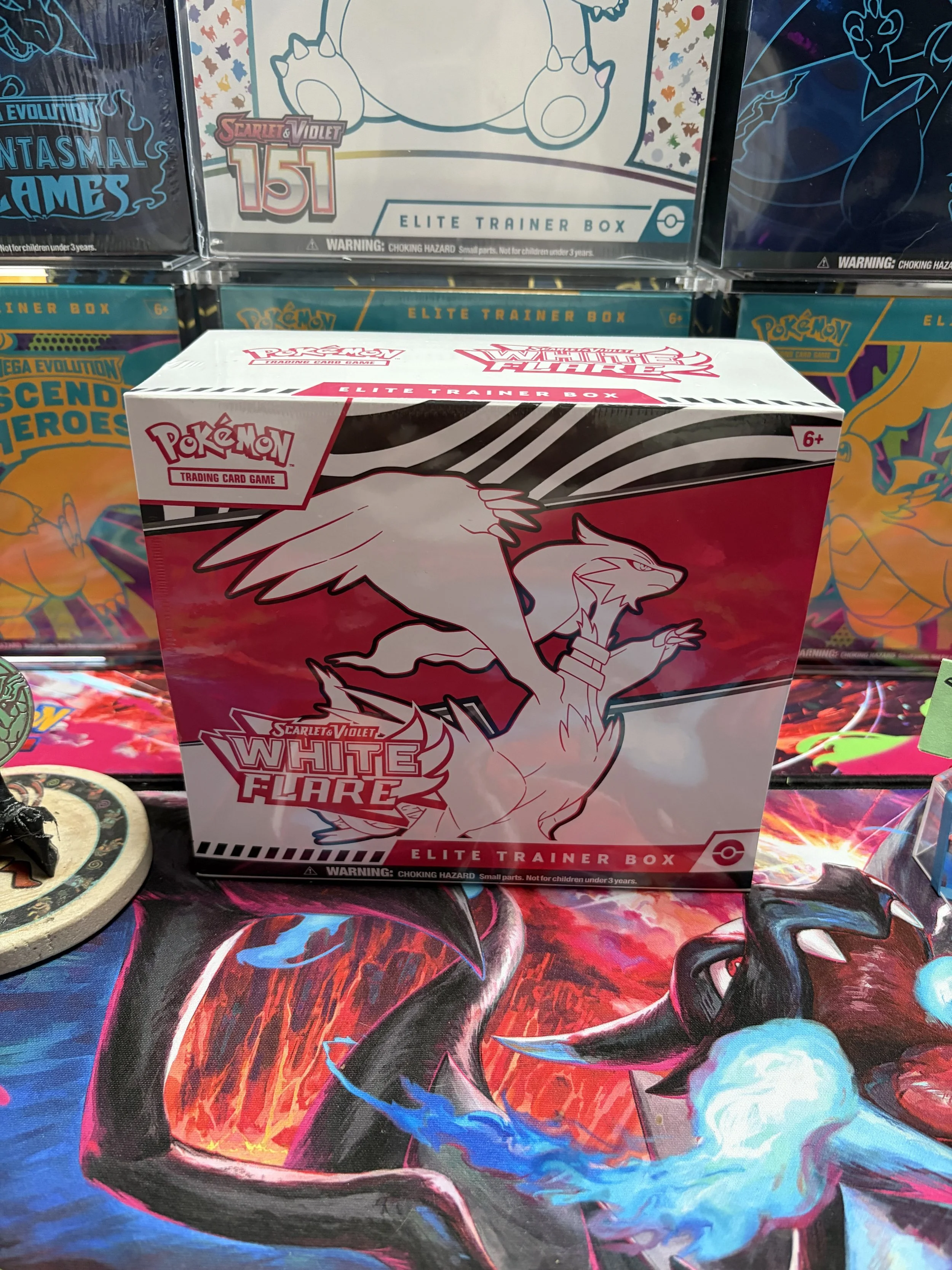 Pokémon White Flare Elite Trainer Box – Factory Sealed