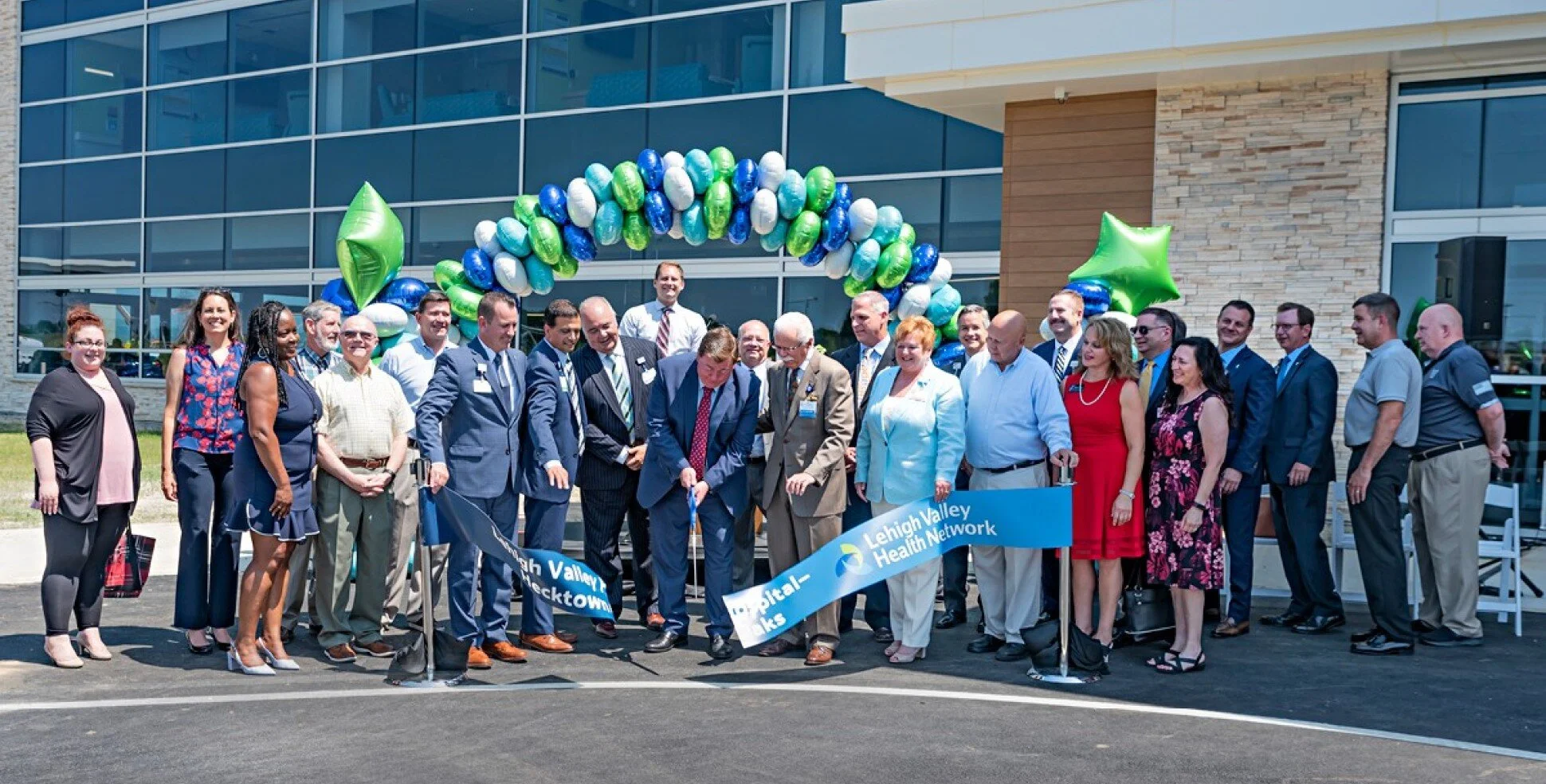 LVHN Cuts Ribbon to Open Lehigh Valley Hospital–Hecktown Oaks (Copy)