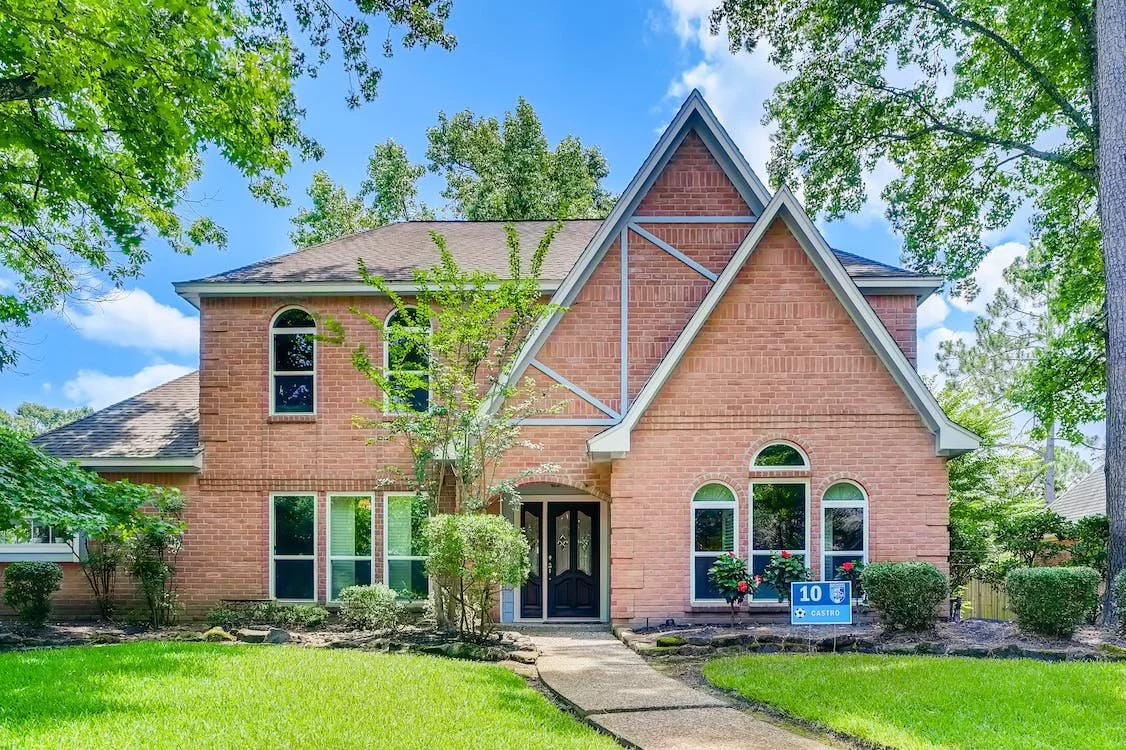 Housing Bill to Allow Multifamily Development on Commercially-Zoned Sites Now in Effect