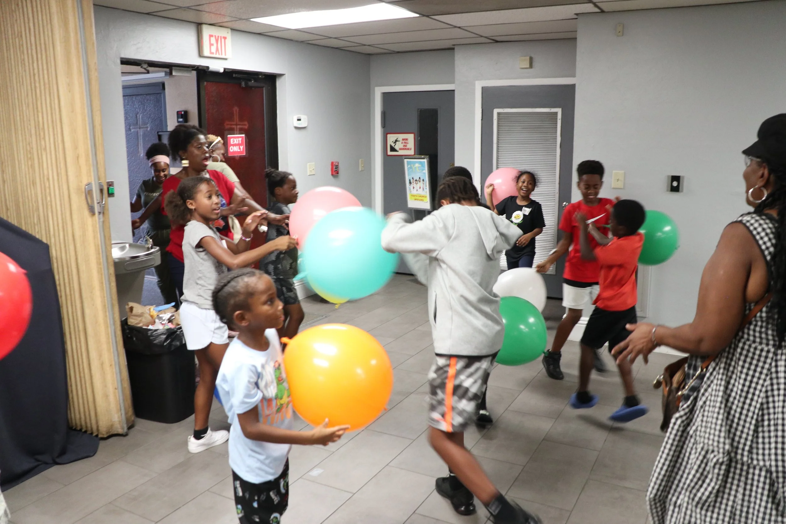 Mt Hermon Youth Ministry Balloons.JPG