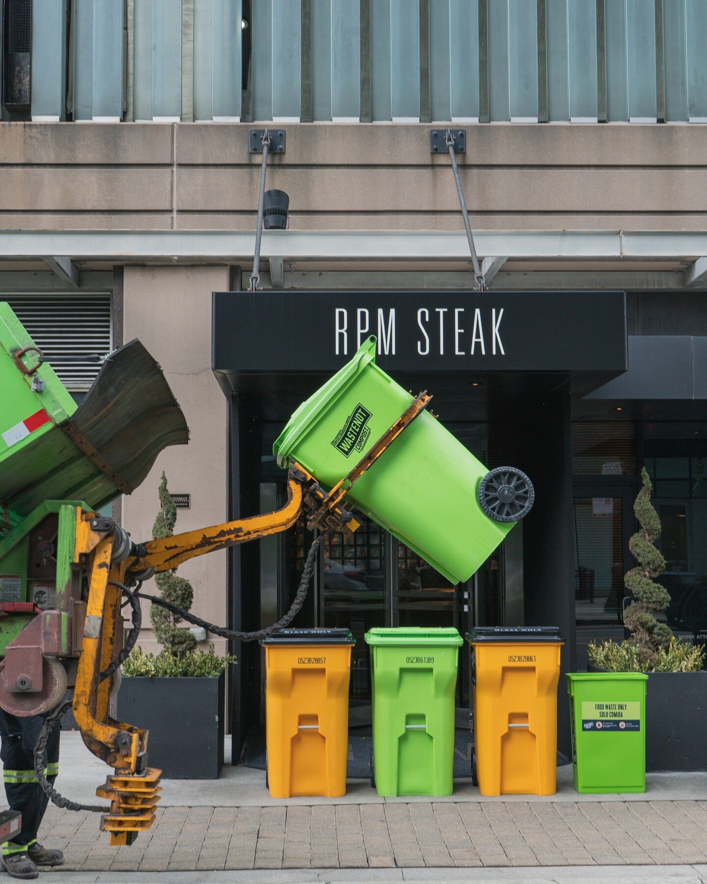 We 💚 our composting restaurant partners

Thank you to @crainschicago for highlighting the impact being made by the restaurants that compost with WasteNot:

&ldquo;The taco joint [@bigstarchicago], owned by @oneoffhospitality, is among a wave of Chic