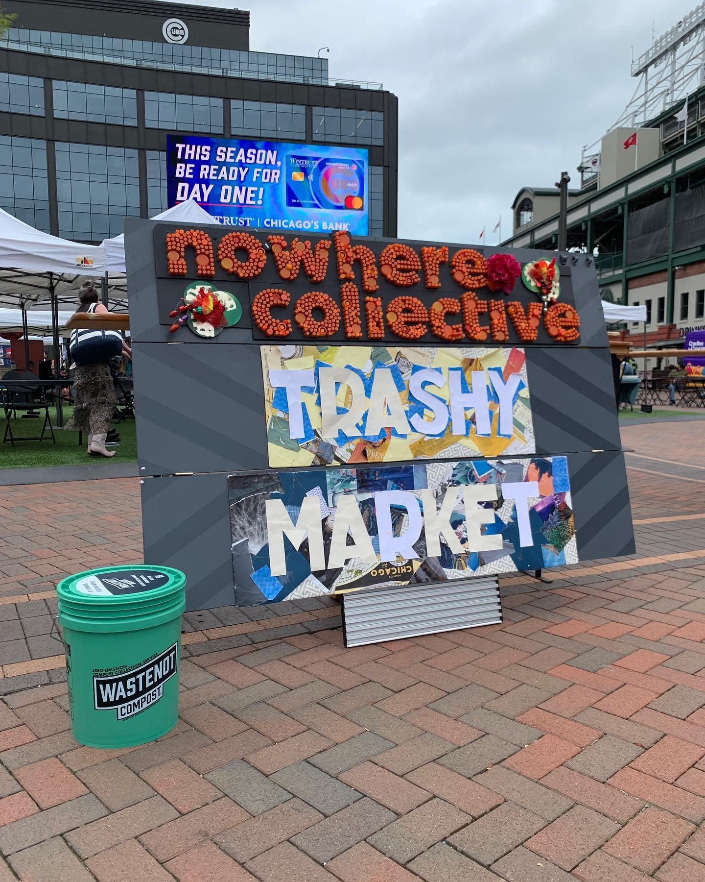 The Trashy Market at @gallagherwaychi hosted by @nowhere.collective is TODAY 🗑️ 🎉 

Come by and say hi to our team 👋 

Bonus points if you take a picture with a WasteNot bucket and your favorite @cubs statue