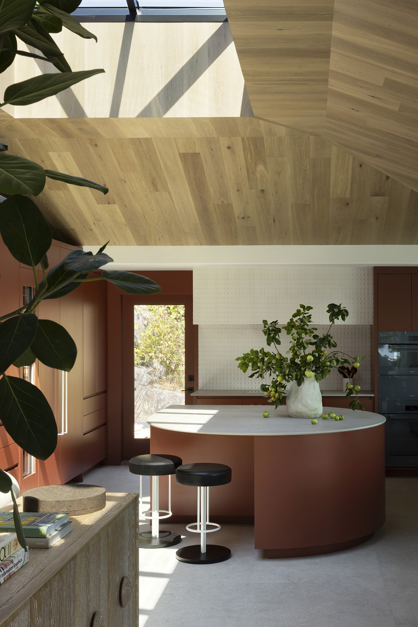 1400px2-Plaidfox_Roxbury_0474.jpg