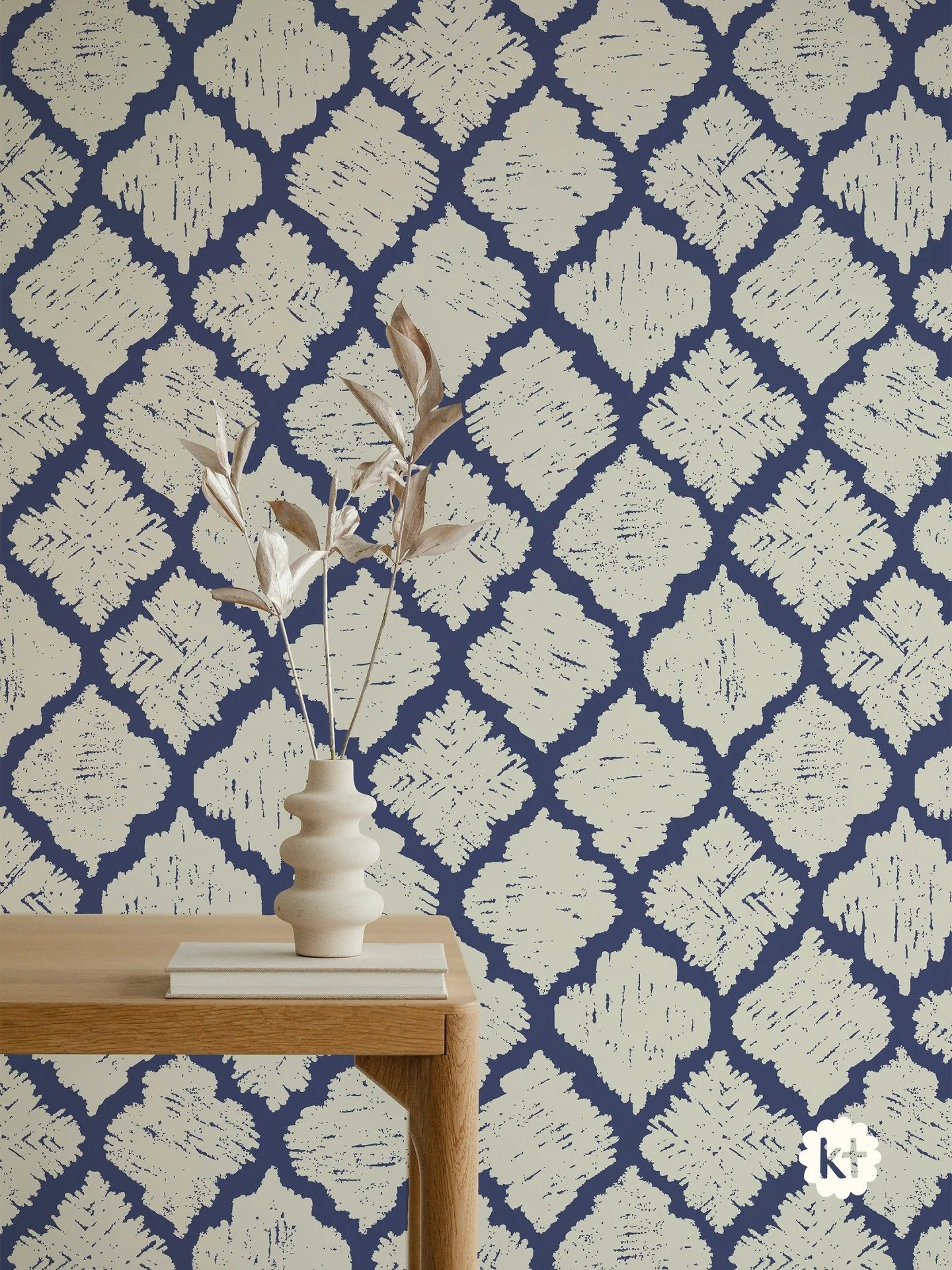 We've had a couple mini snowfalls in the last week with these giant fat flakes that look so fluffy that you want to catch them in your hand. Some of these sketchy ogee shapes remind me of those snowflakes. I love how they just add this simple funky t