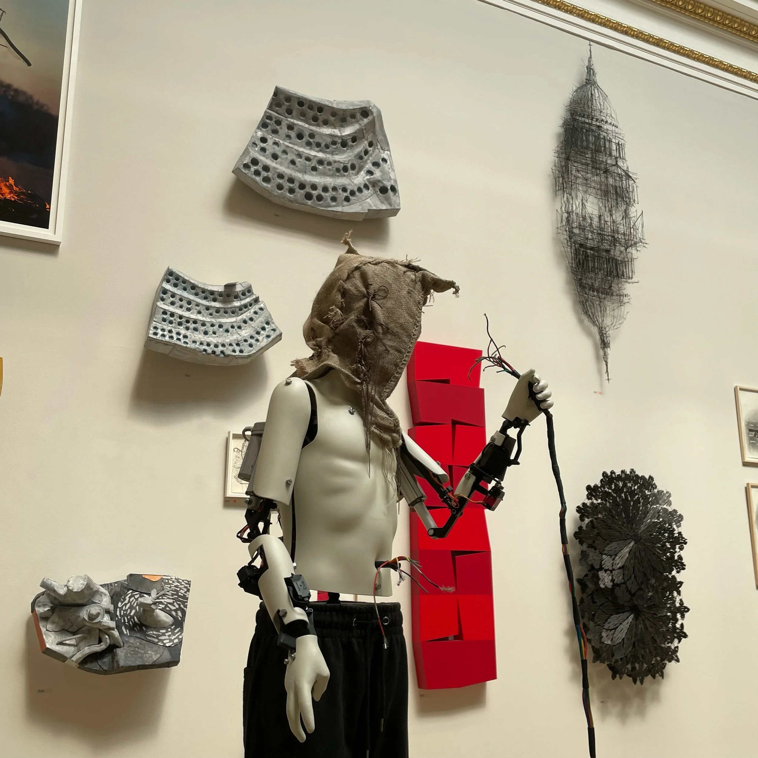 Giles Walker (figure sculpture)