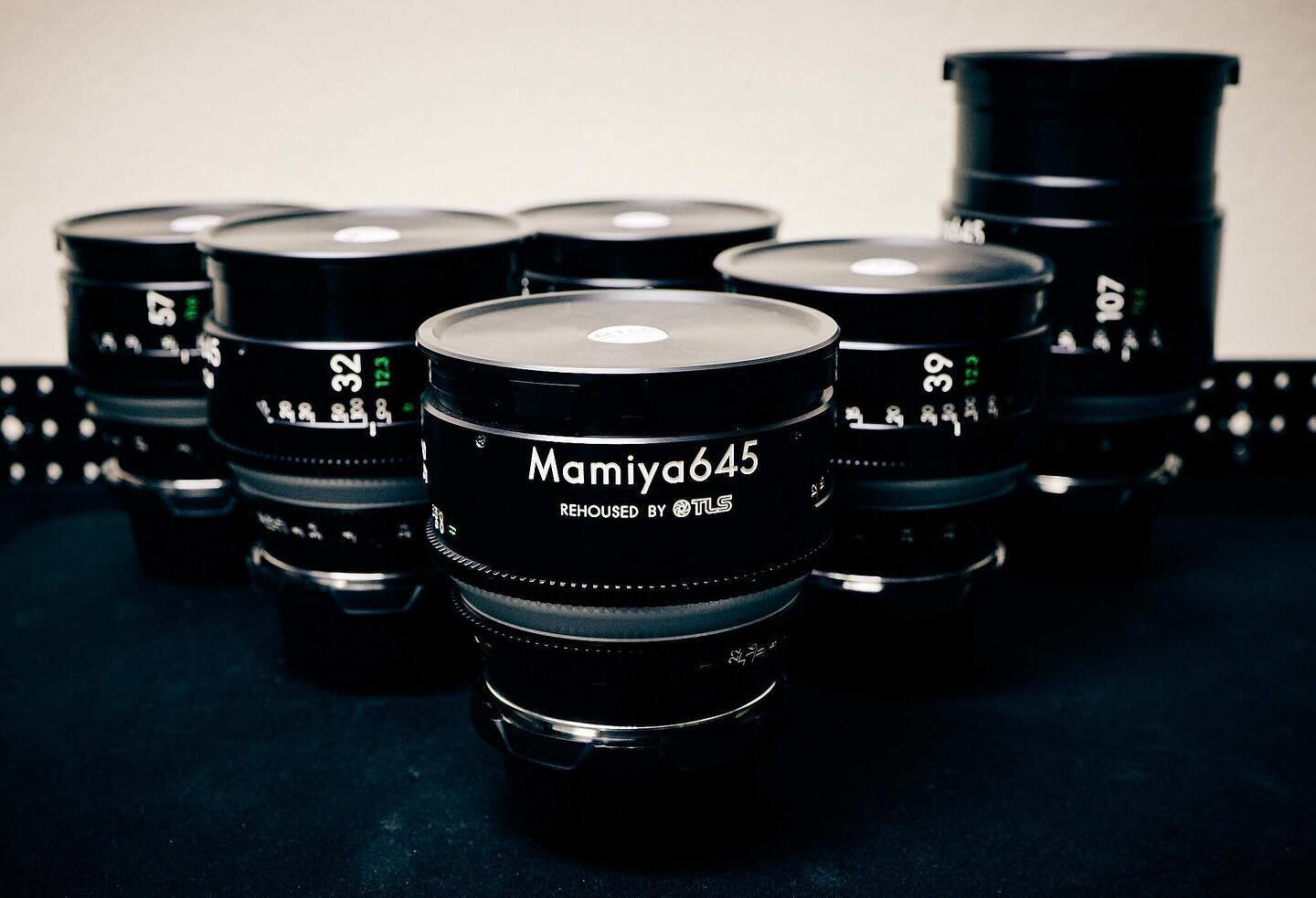Our Mamiya lenses rehoused by @truelensservices with each focal length having its own built in speed booster made for full frame sensors  that covers VV sensors amply. Our 6-lens set includes:

25mm T2.8
32mm T2.3
39mm T2.3
57mm T1.6
78mm T2.3
107mm 