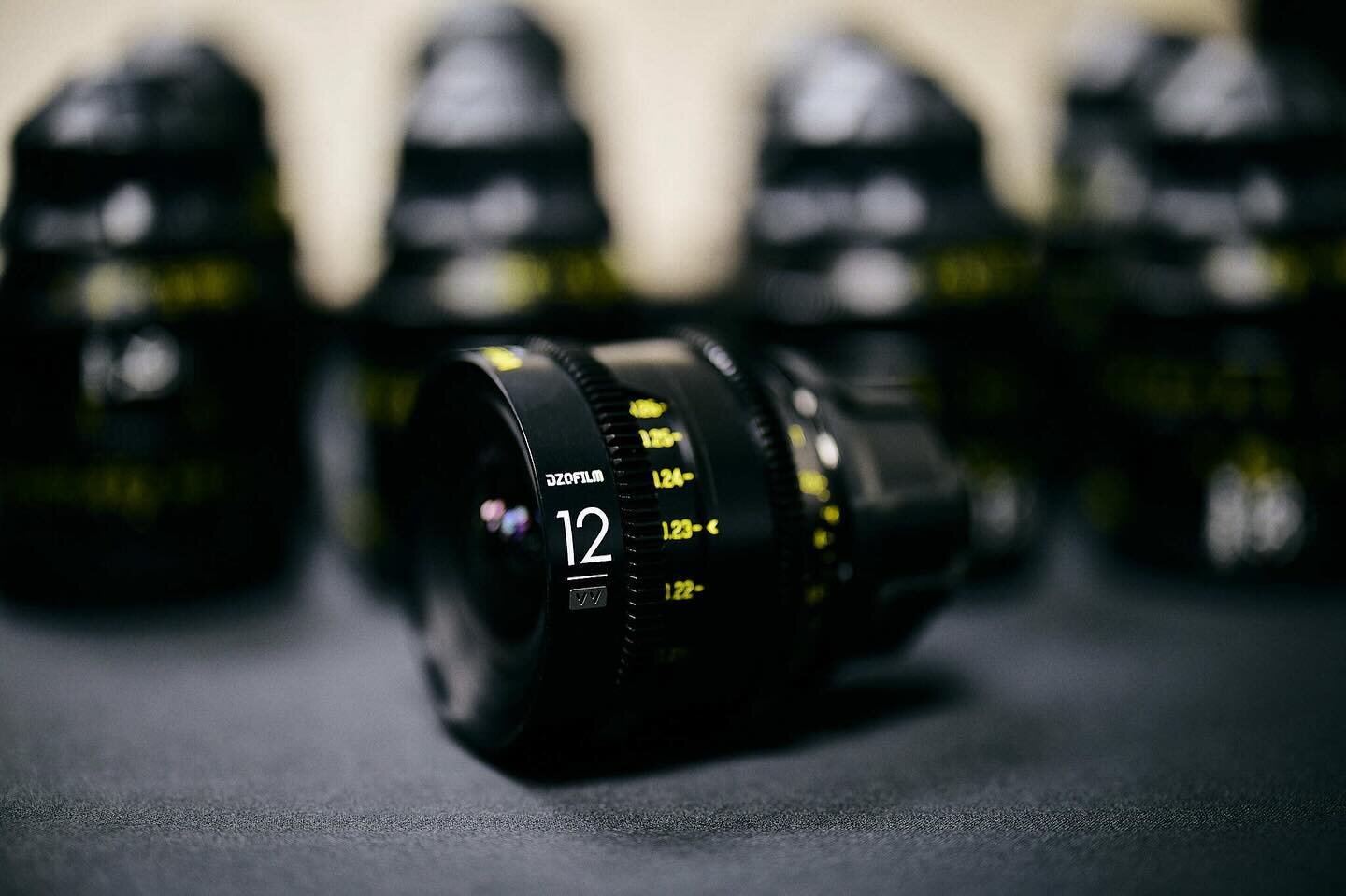 Our set of @dzofilm Vespid Prime is now a set of 9 lenses!  The new 12mm joins the 16, 25, 35, 50, 75, 100, 125mm to provide a wide range of coverage, in addition to the 90mm macro. 

#dzofilm #vespidprime