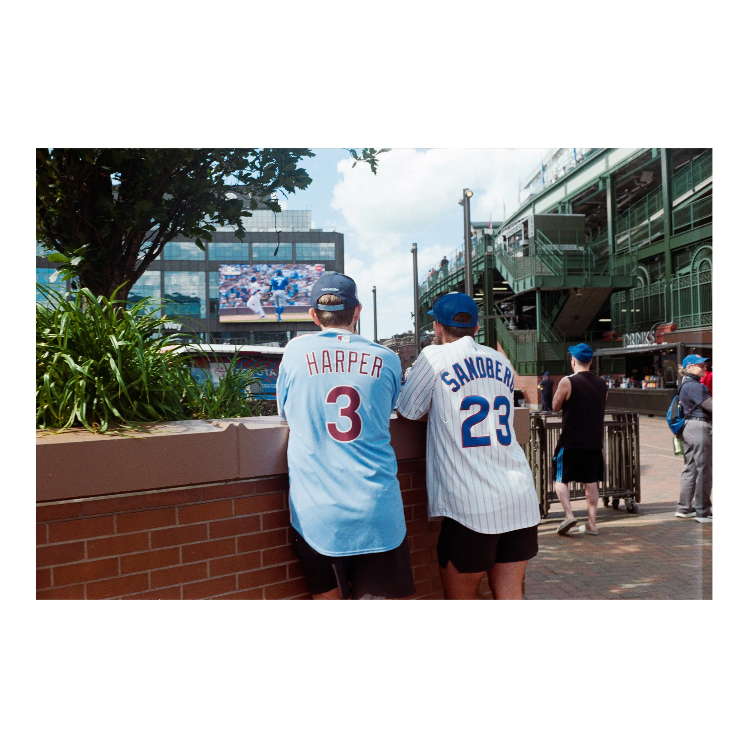 WrigleyCubsHarperSandberg2026.jpg