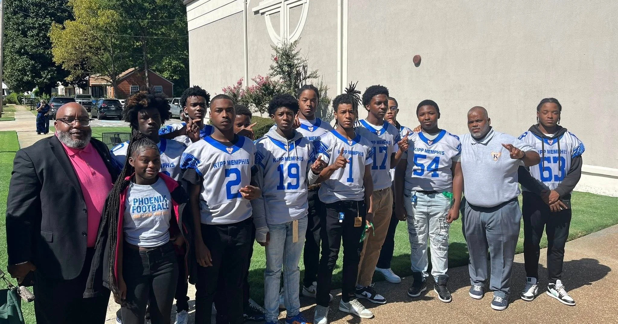 #MondayMotivation
Community love runs deep in North Memphis! 🧡 Huge thanks to Springdale Baptist Church for welcoming our Phoenix football players with open arms and continued support. The team was honored to attend service yesterday - a beautiful r