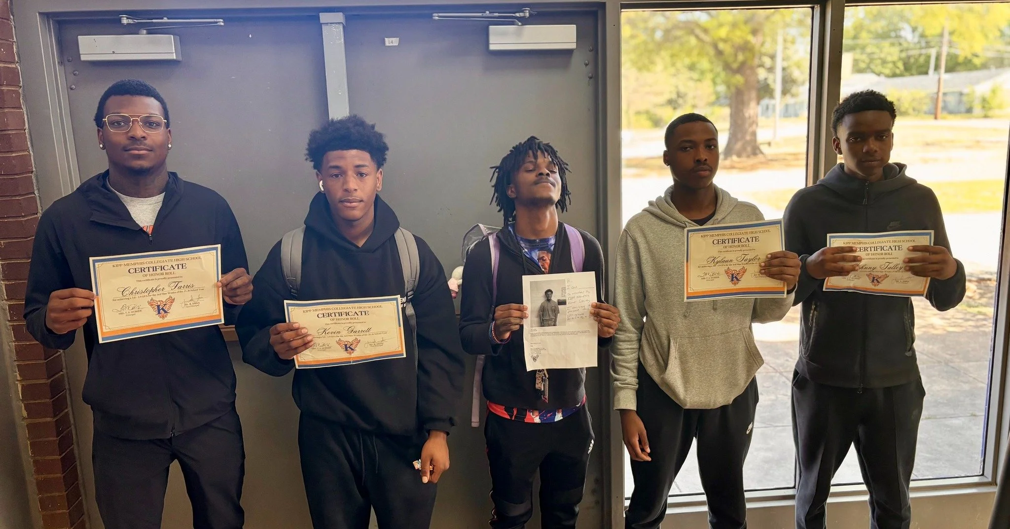 📸Caught up with some of our high school scholars as we celebrated those earning Principal&rsquo;s List, Honor Roll, and Portrait of a Graduate honors this quarter!

With even more KIPPsters reaching Principal&rsquo;s List, we&rsquo;re seeing what&rs