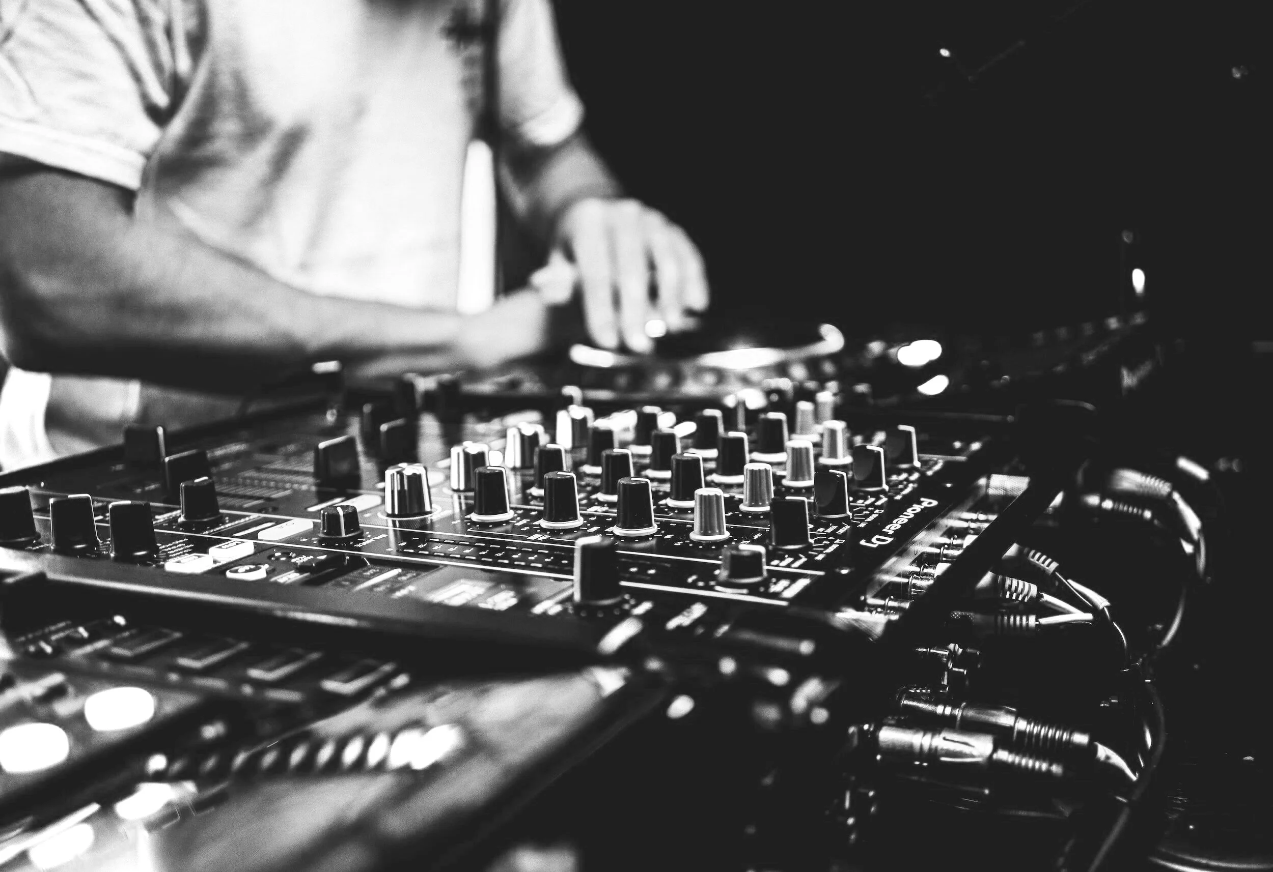 Classic Pro DJ can set up at any Dallas wedding venue, ready for music and entertainment